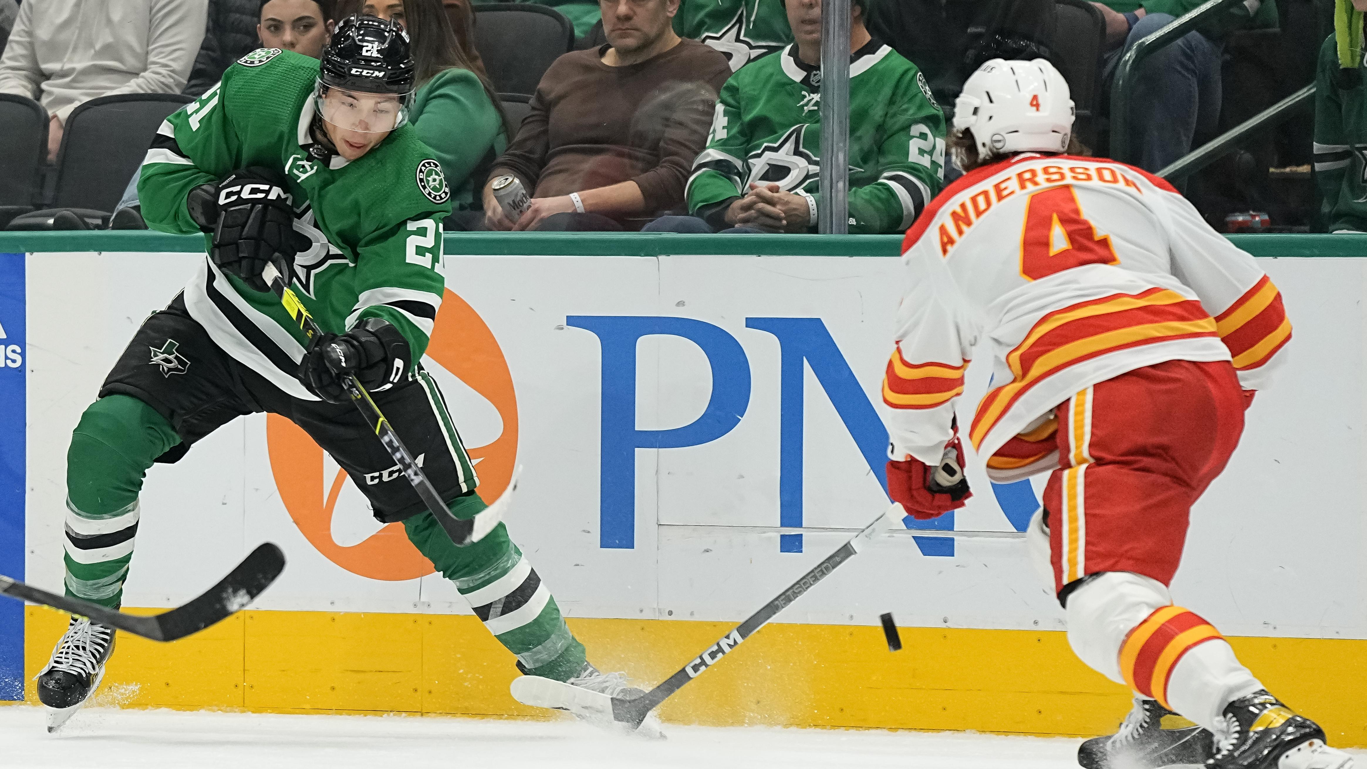 Calgary Flames v Dallas Stars