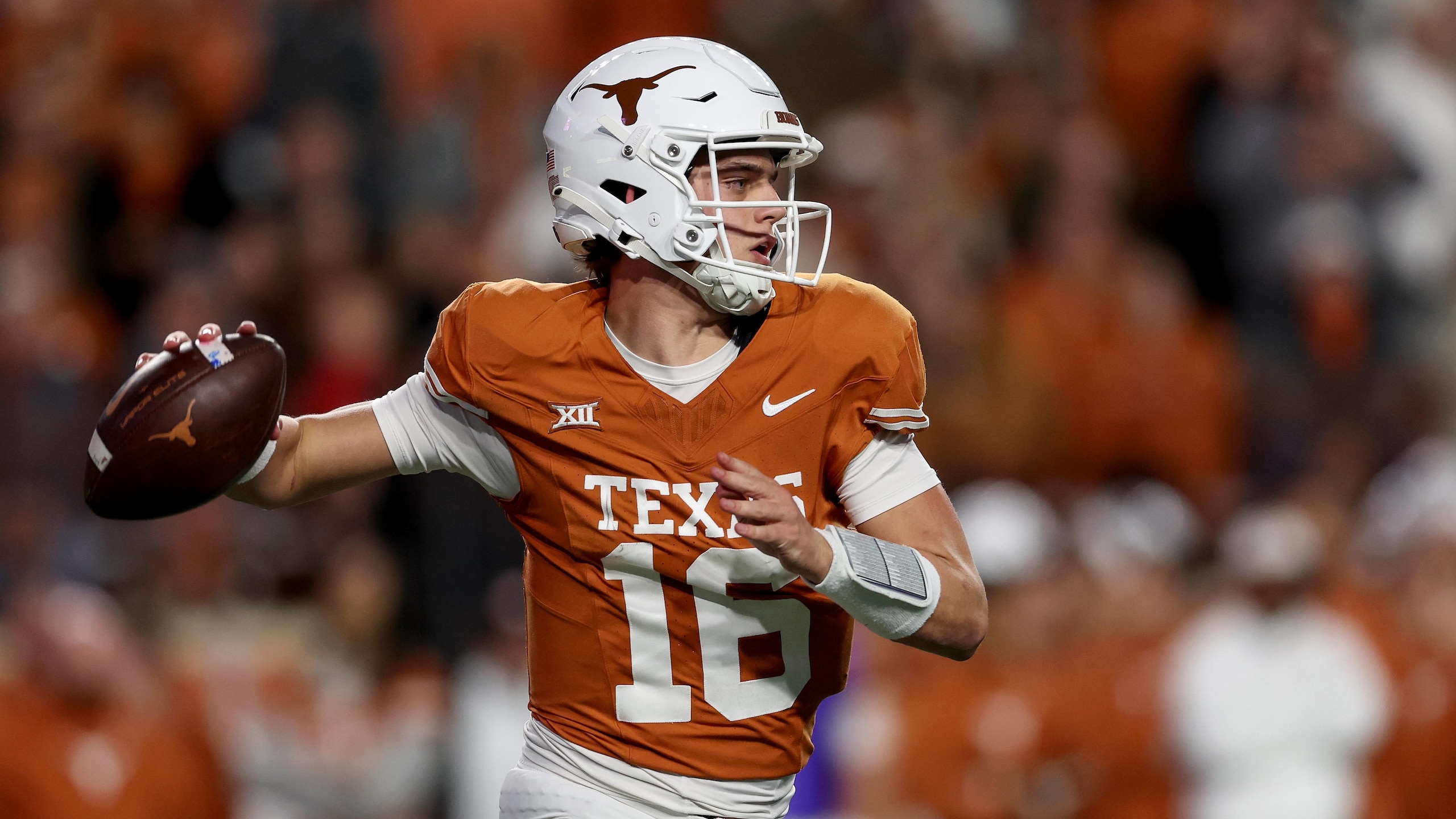 5 Takeaways from AP Poll 🤔