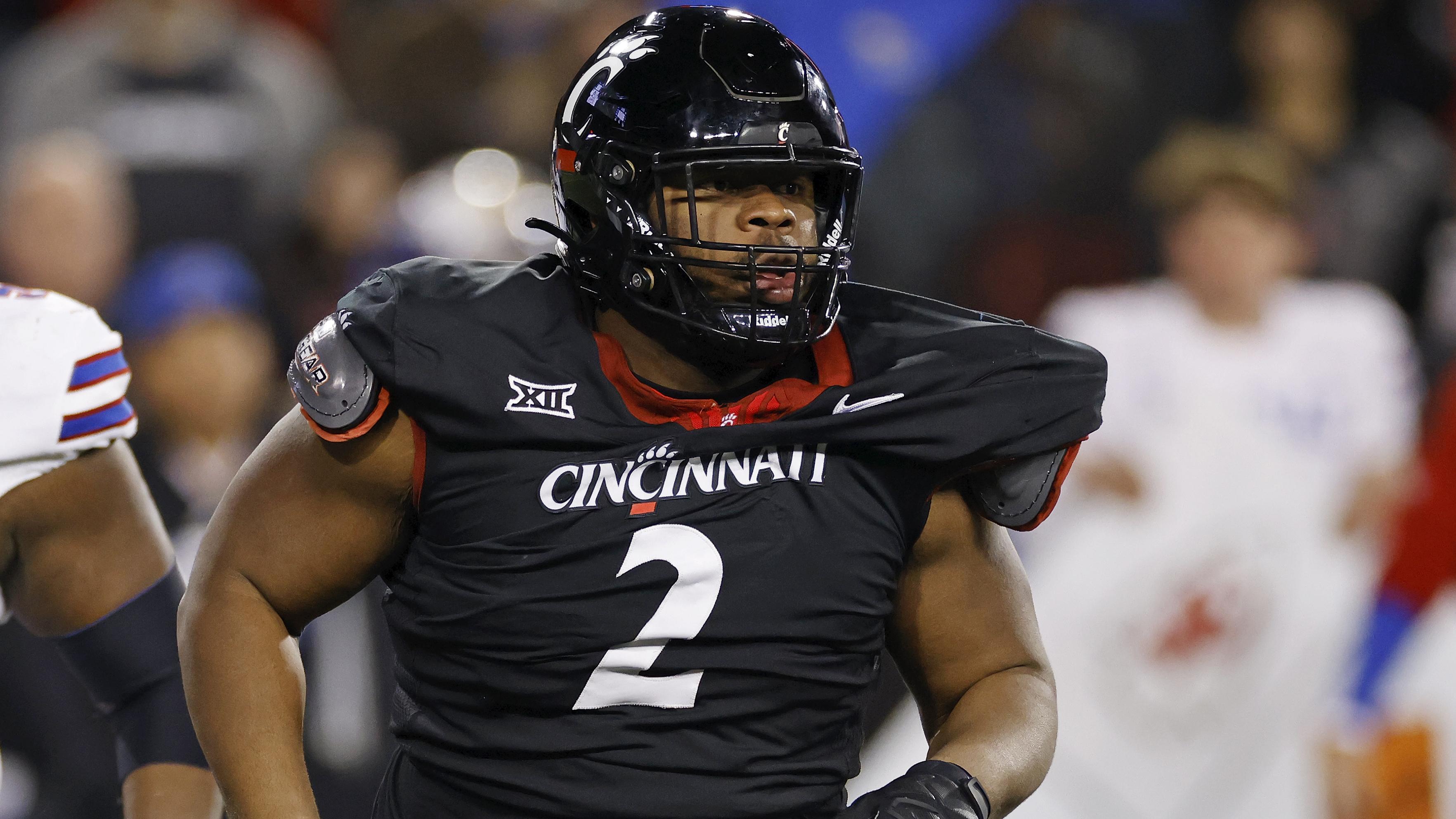 COLLEGE FOOTBALL: NOV 25 Kansas at Cincinnati