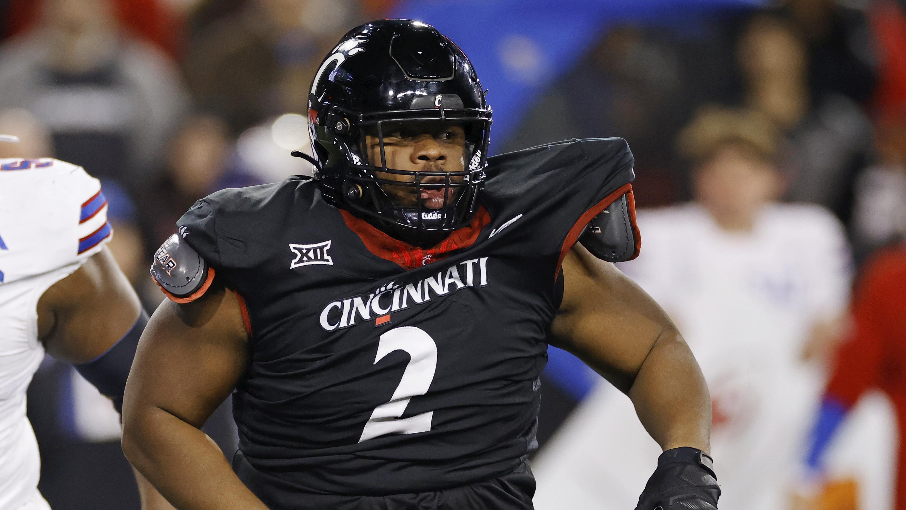 COLLEGE FOOTBALL: NOV 25 Kansas at Cincinnati