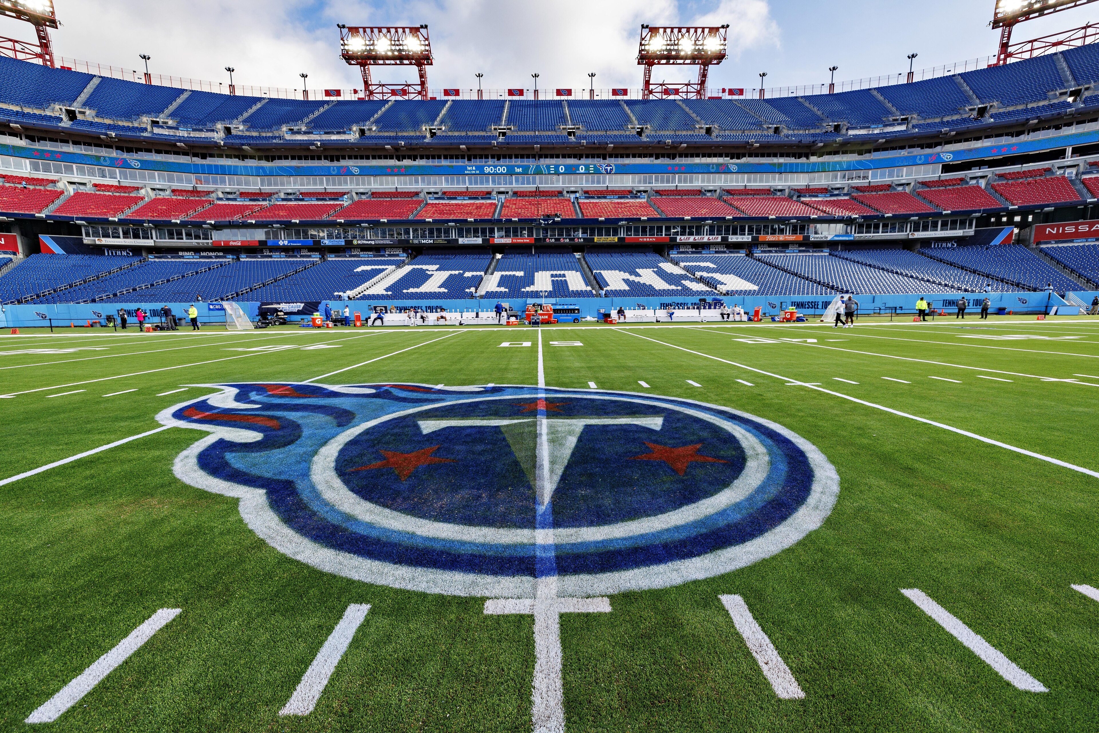 Indianapolis Colts v Tennessee Titans