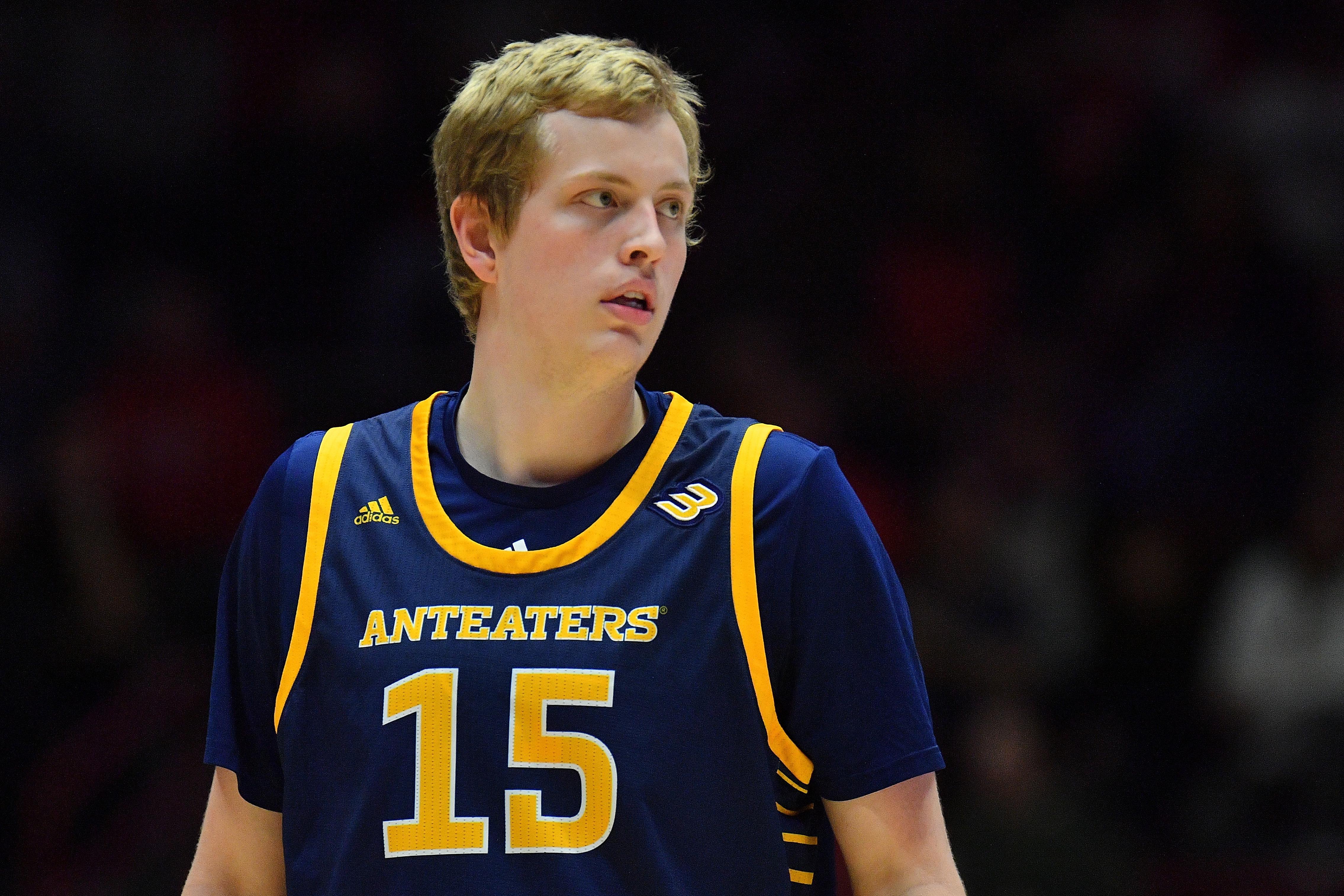 UC Irvine v New Mexico