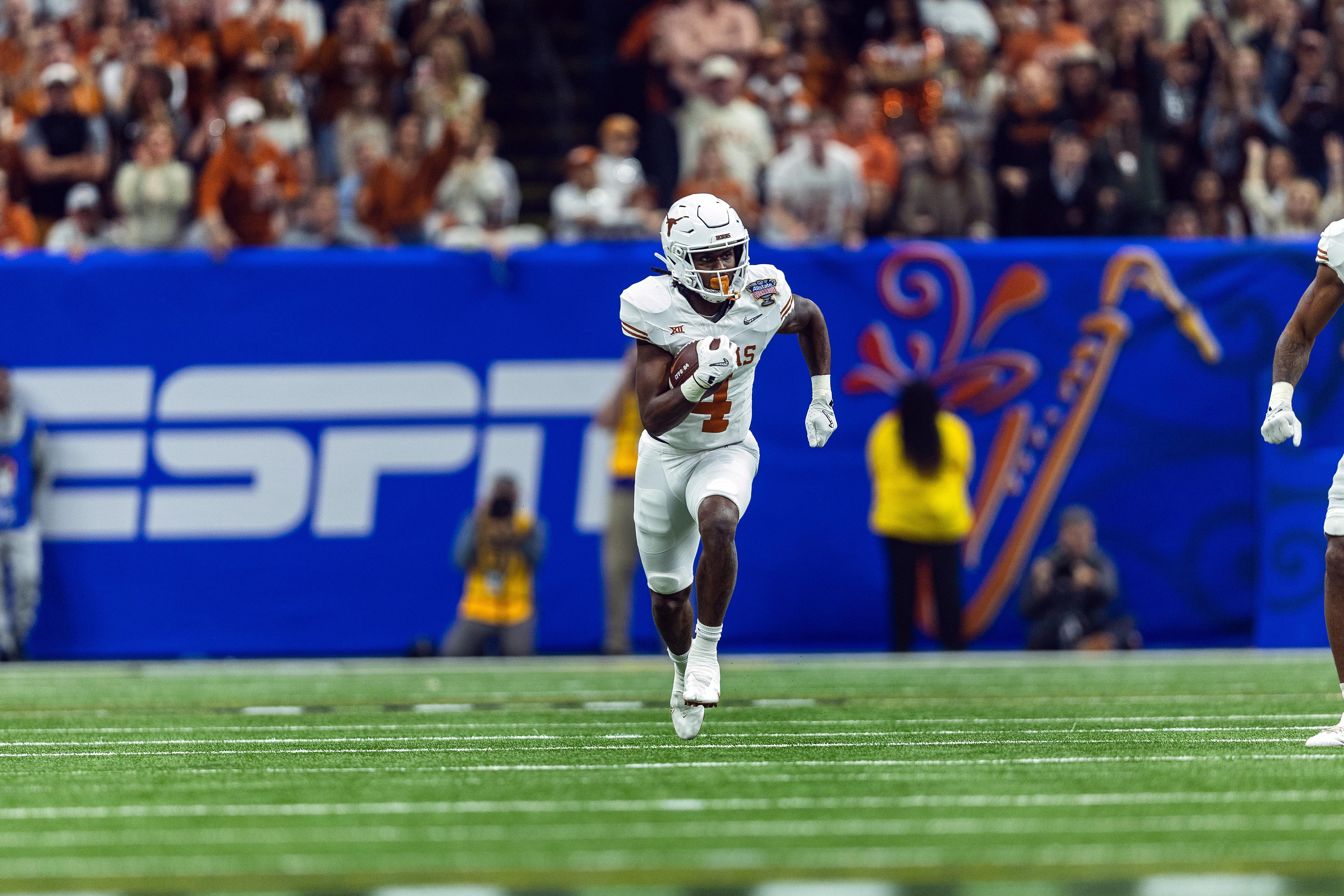 COLLEGE FOOTBALL: JAN 01 CFP Semifinal - Allstate Sugar Bowl - Texas vs Washington