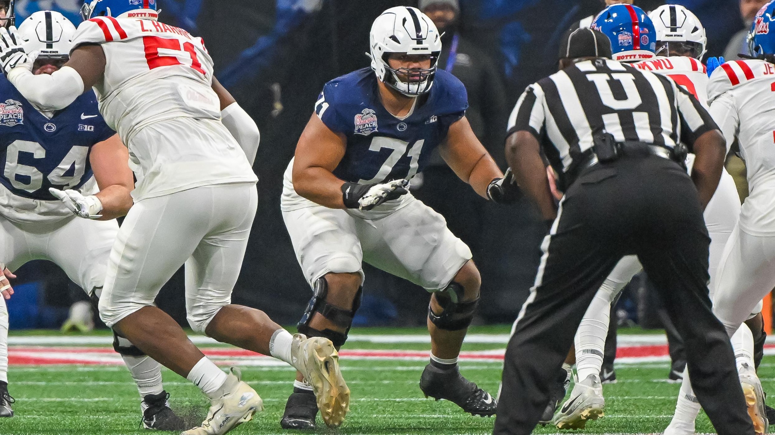 COLLEGE FOOTBALL: DEC 30 Chick-fil-A Peach Bowl - Ole Miss vs Penn State