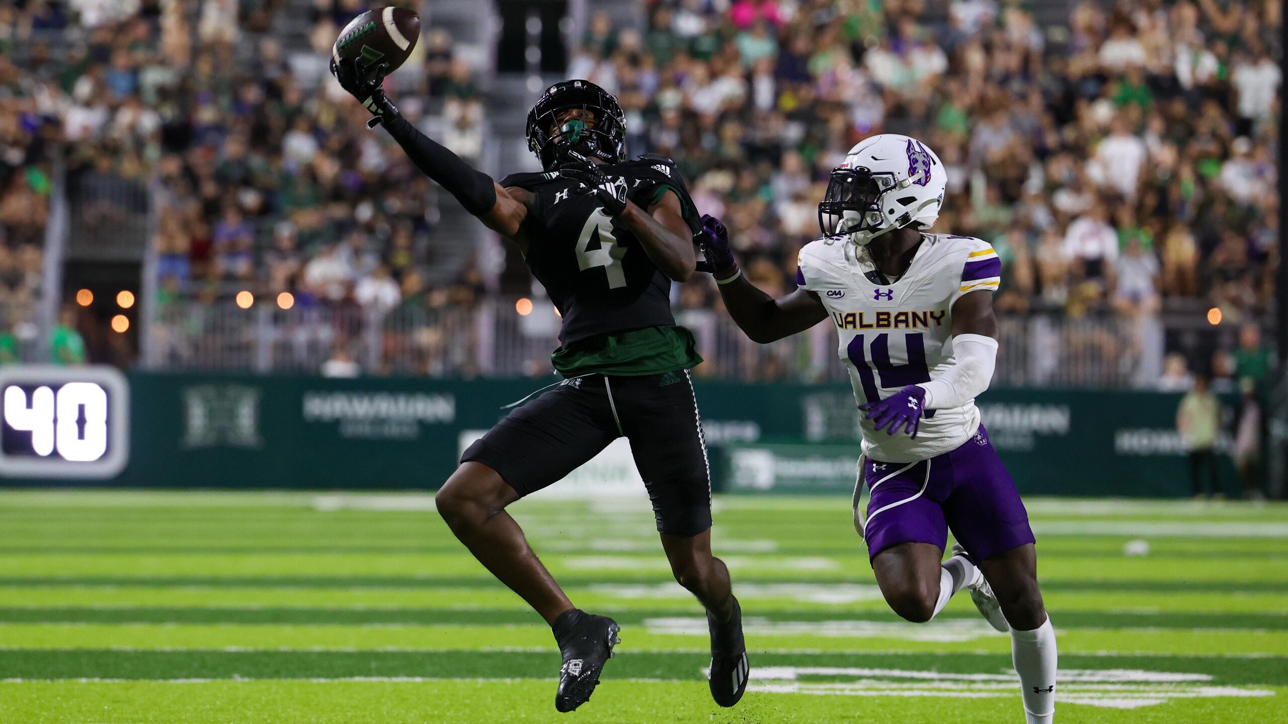Albany v Hawai'i