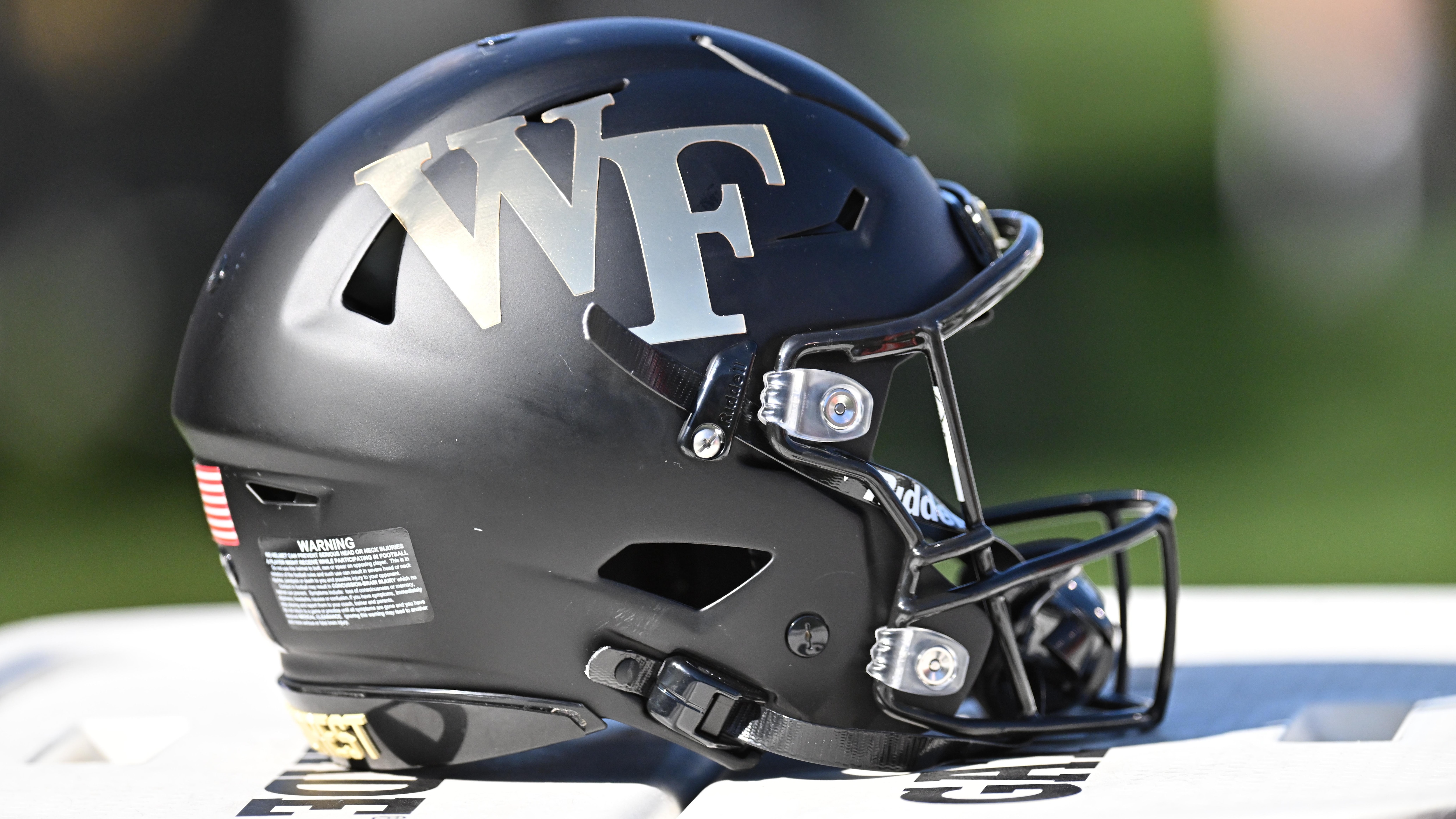 COLLEGE FOOTBALL: OCT 19 Wake Forest at UConn