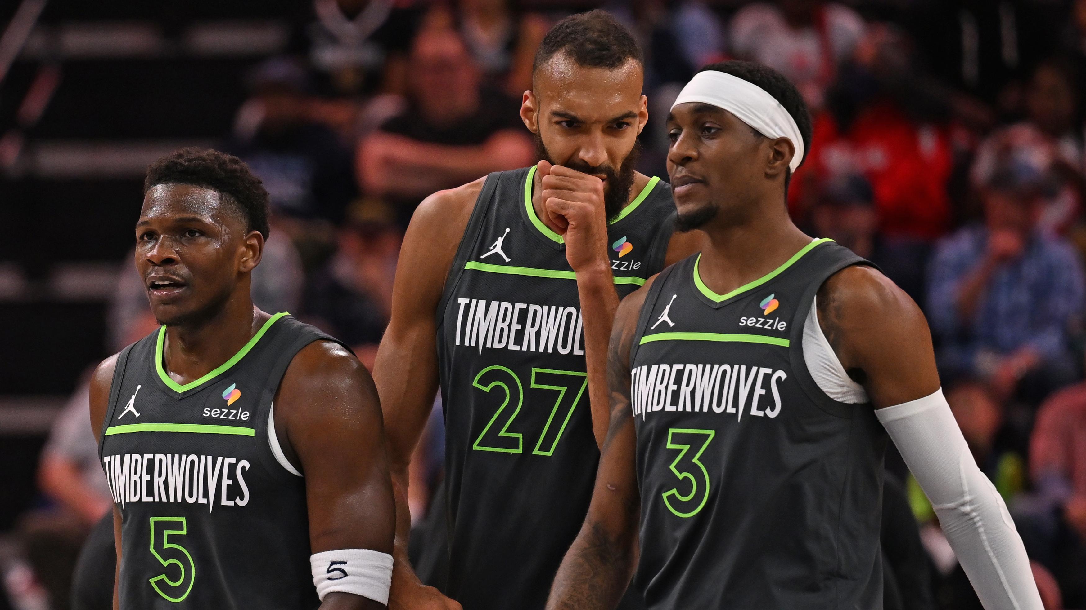 Minnesota Timberwolves v Memphis Grizzlies