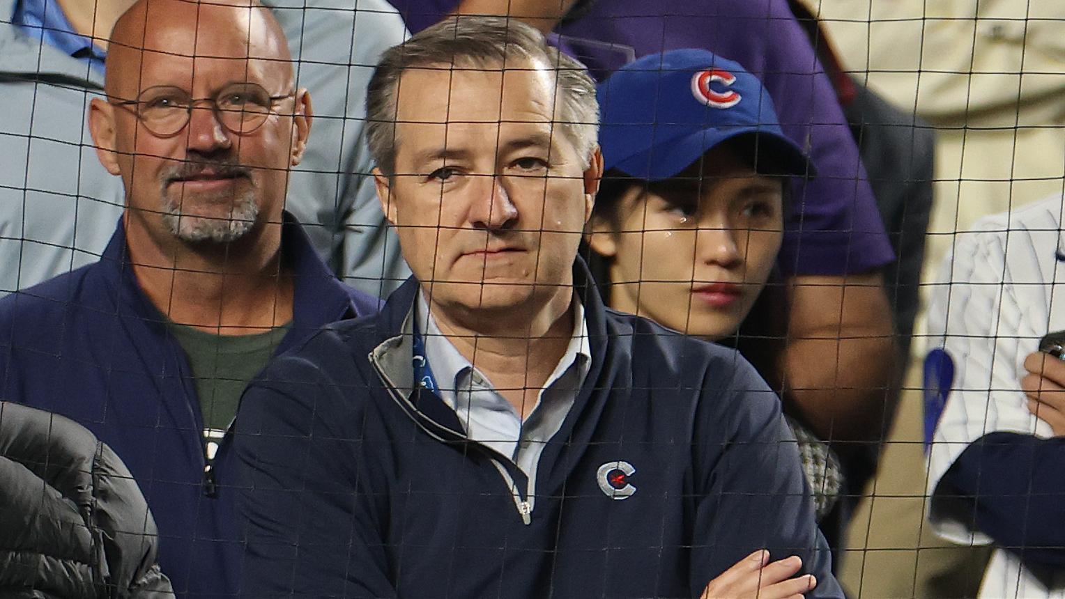 Los Angeles Dodgers v Chicago Cubs