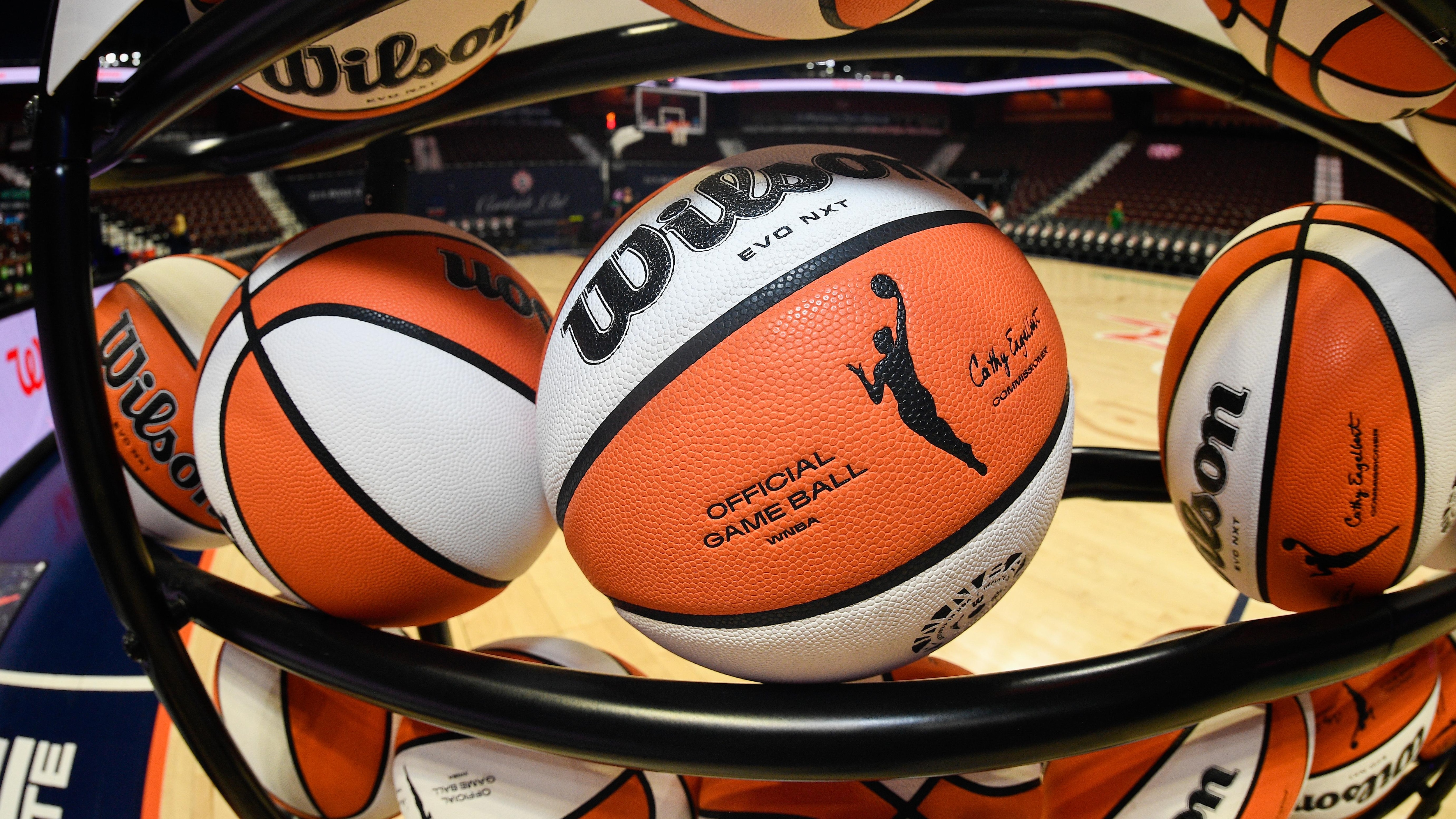 WNBA: JUL 09 Seattle Storm at Connecticut Sun