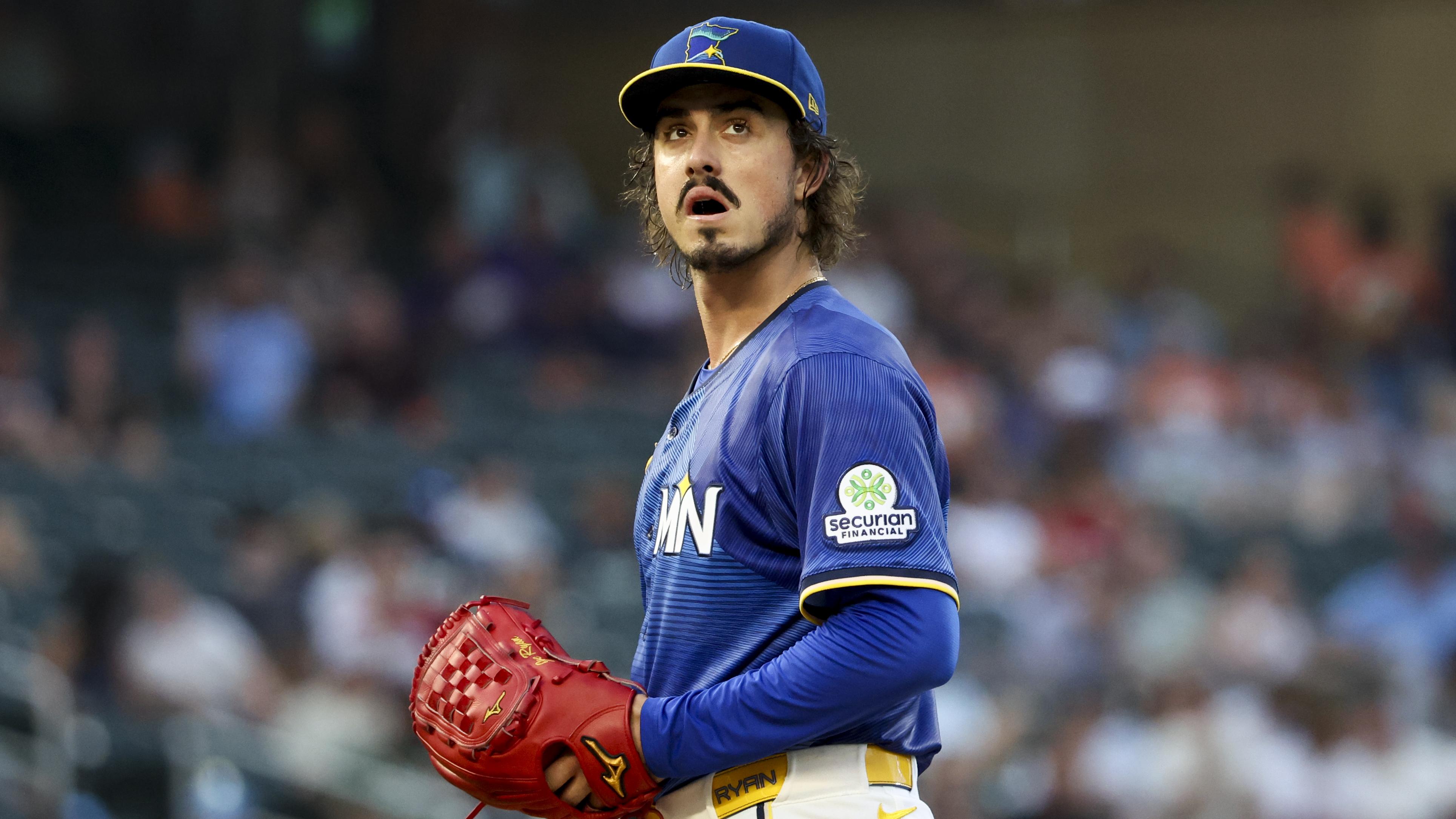 Kansas City Royals v Minnesota Twins Kansas City Royals v Minnesota Twins