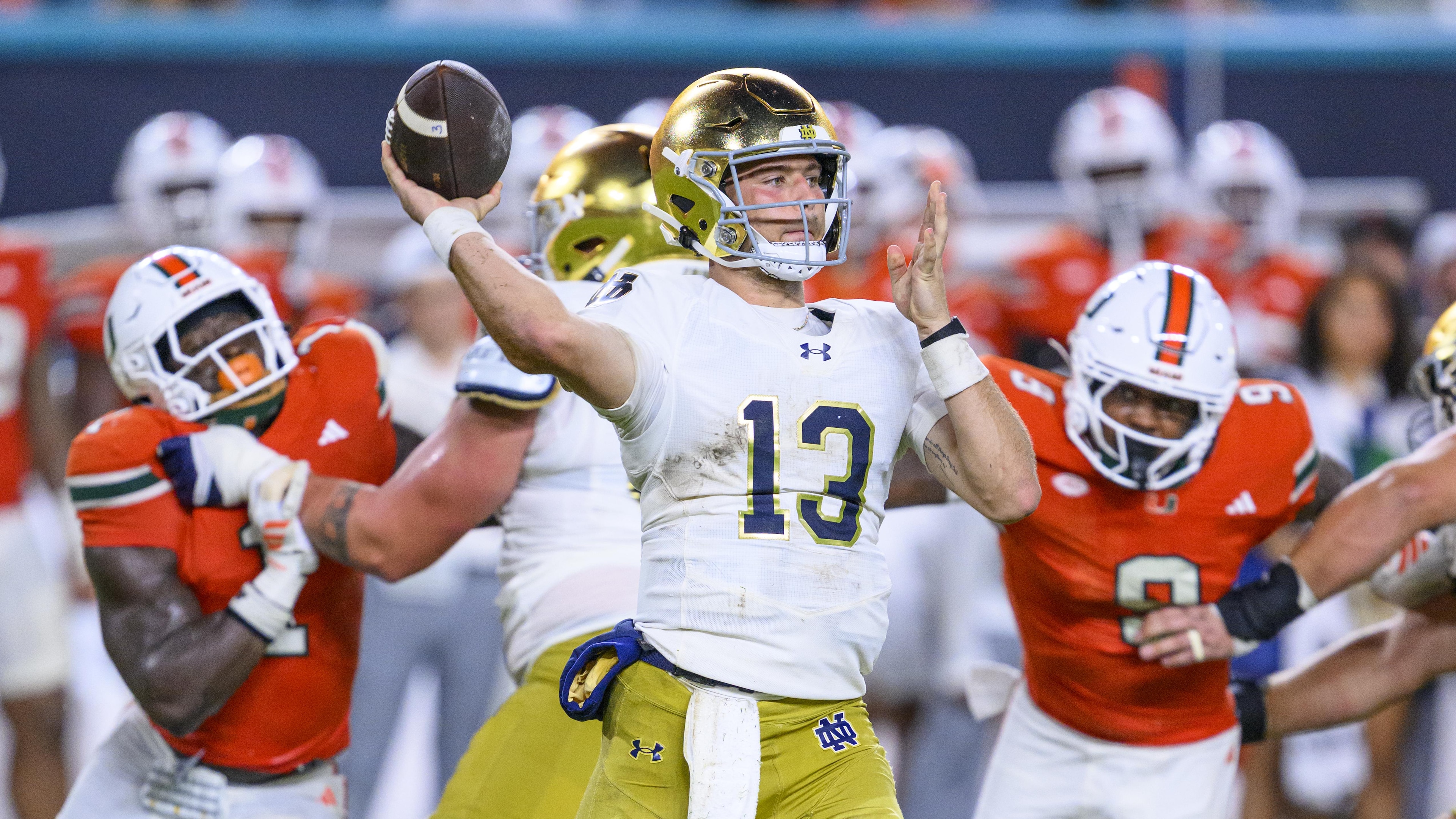COLLEGE FOOTBALL: AUG 31 Notre Dame at Miami COLLEGE FOOTBALL: AUG 31 Notre Dame at Miami