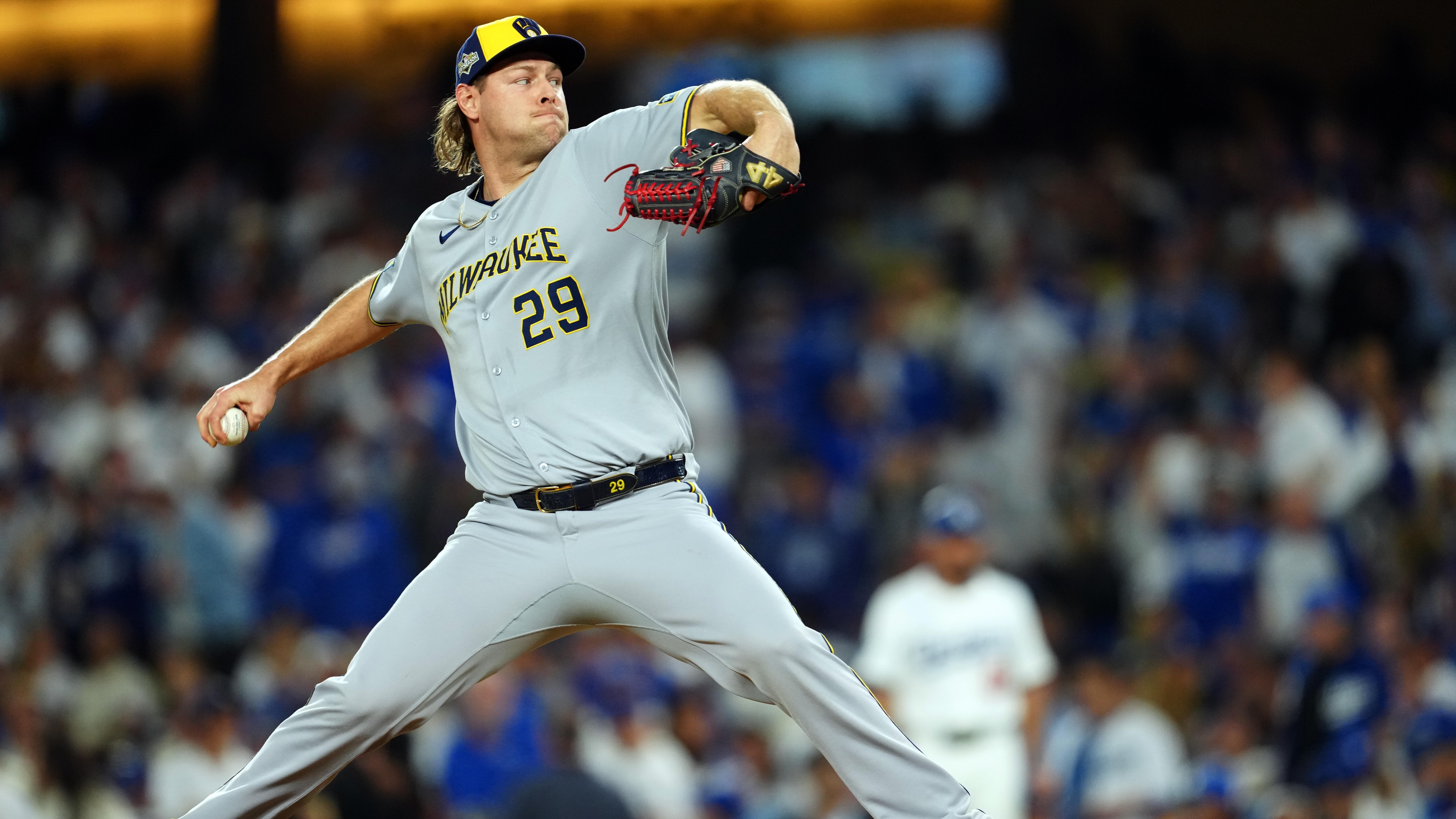 Championship Series - Milwaukee Brewers v Los Angeles Dodgers - Game 4