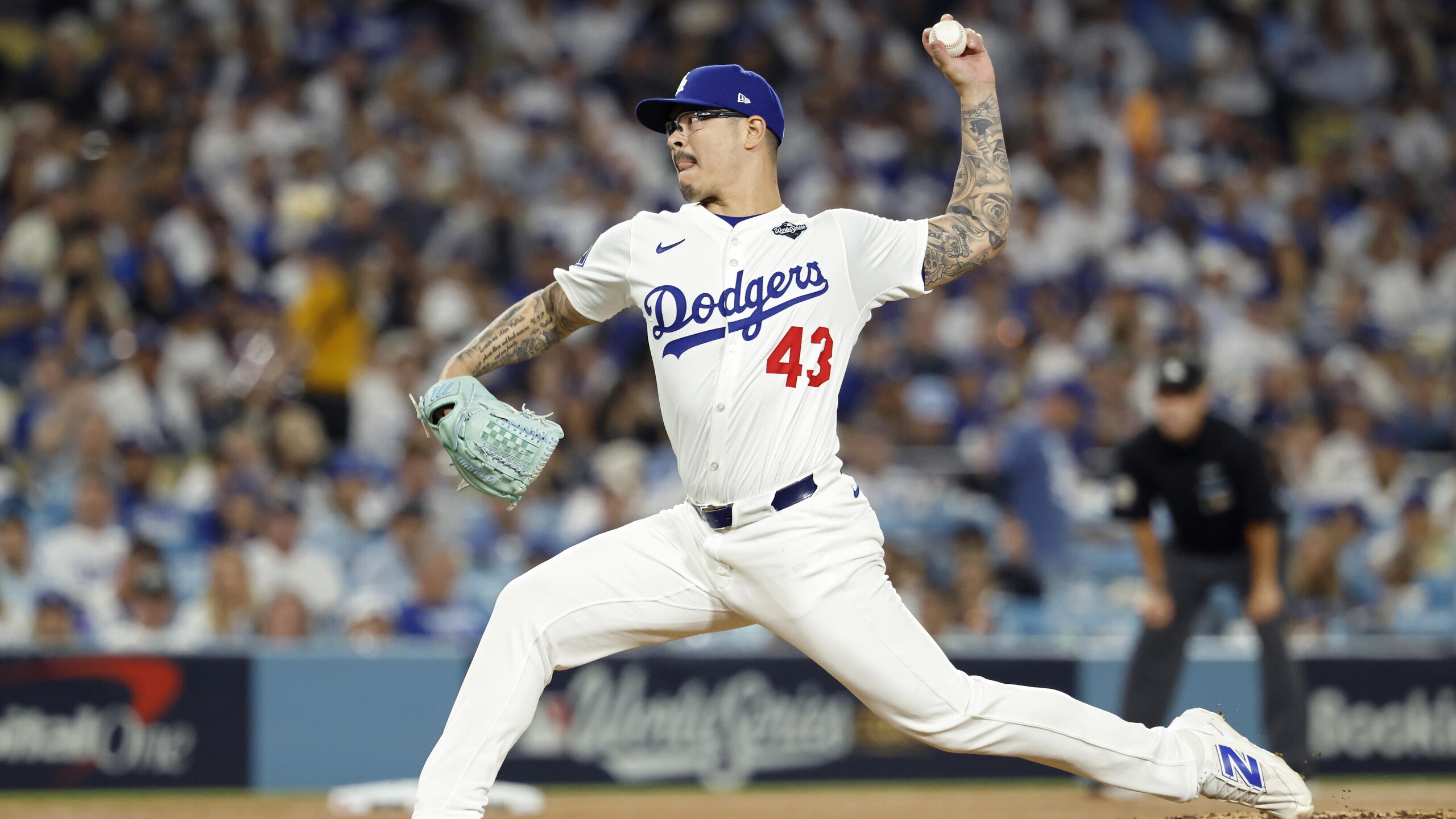 World Series - Toronto Blue Jays v Los Angeles Dodgers - Game Four