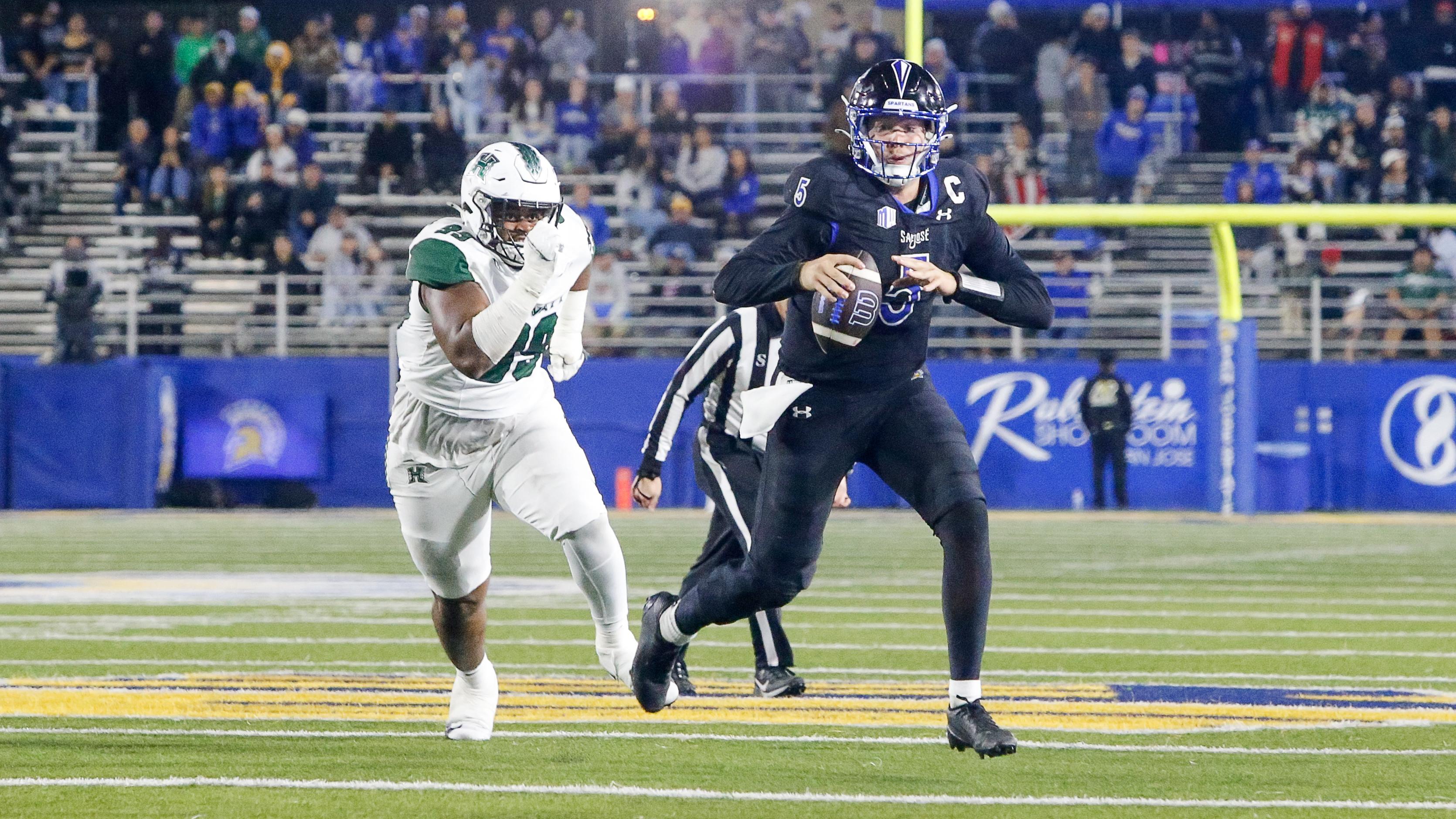 COLLEGE FOOTBALL: NOV 01 Hawaii at San Jose State