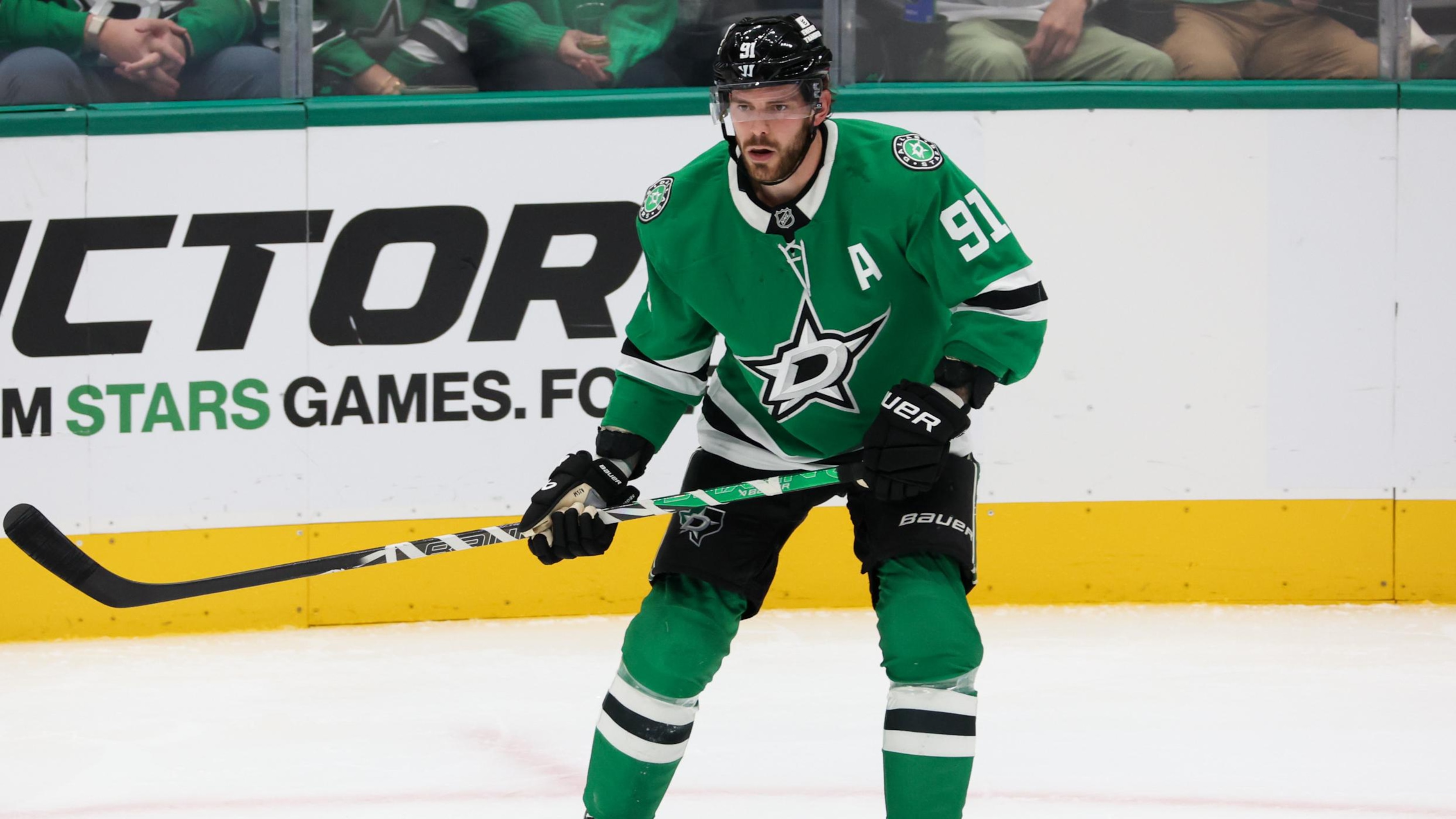 Tyler Seguin Reportedly Out for Season, How Injury Impacts Stars' Salary Cap Amid NHL Trade Rumors
