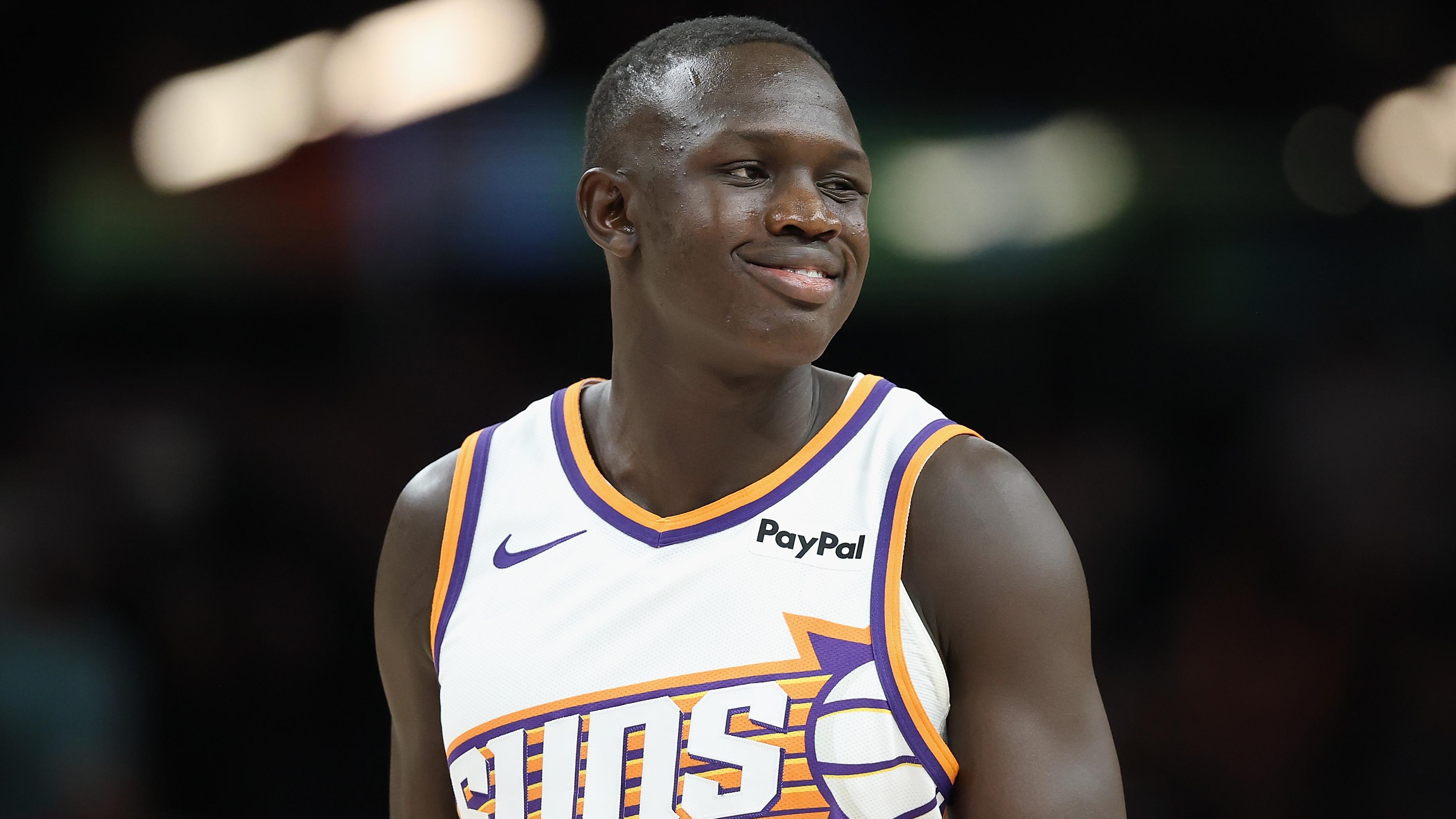 Los Angeles Clippers v Phoenix Suns