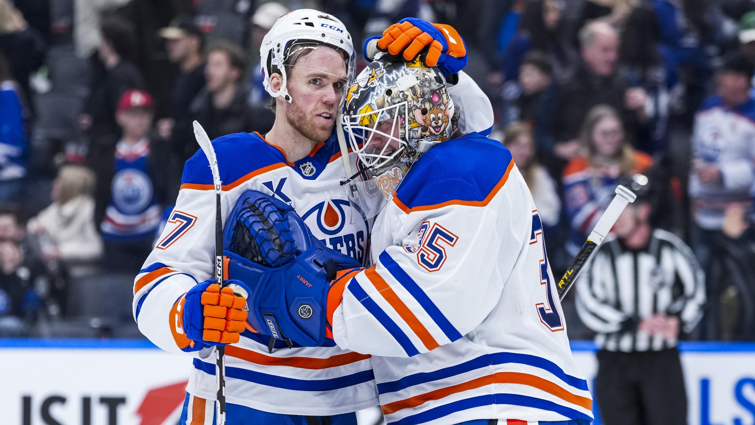 Edmonton Oilers v Toronto Maple Leafs Edmonton Oilers v Toronto Maple Leafs