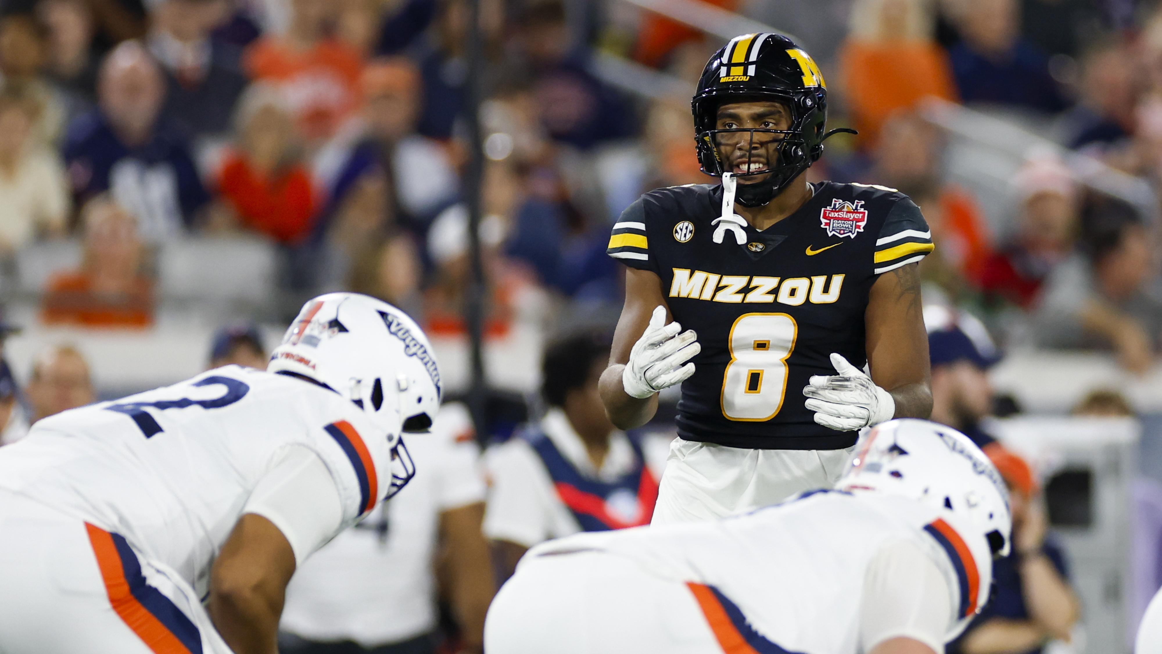 COLLEGE FOOTBALL: DEC 27 TaxSlayer Gator Bowl Virginia vs Missouri
