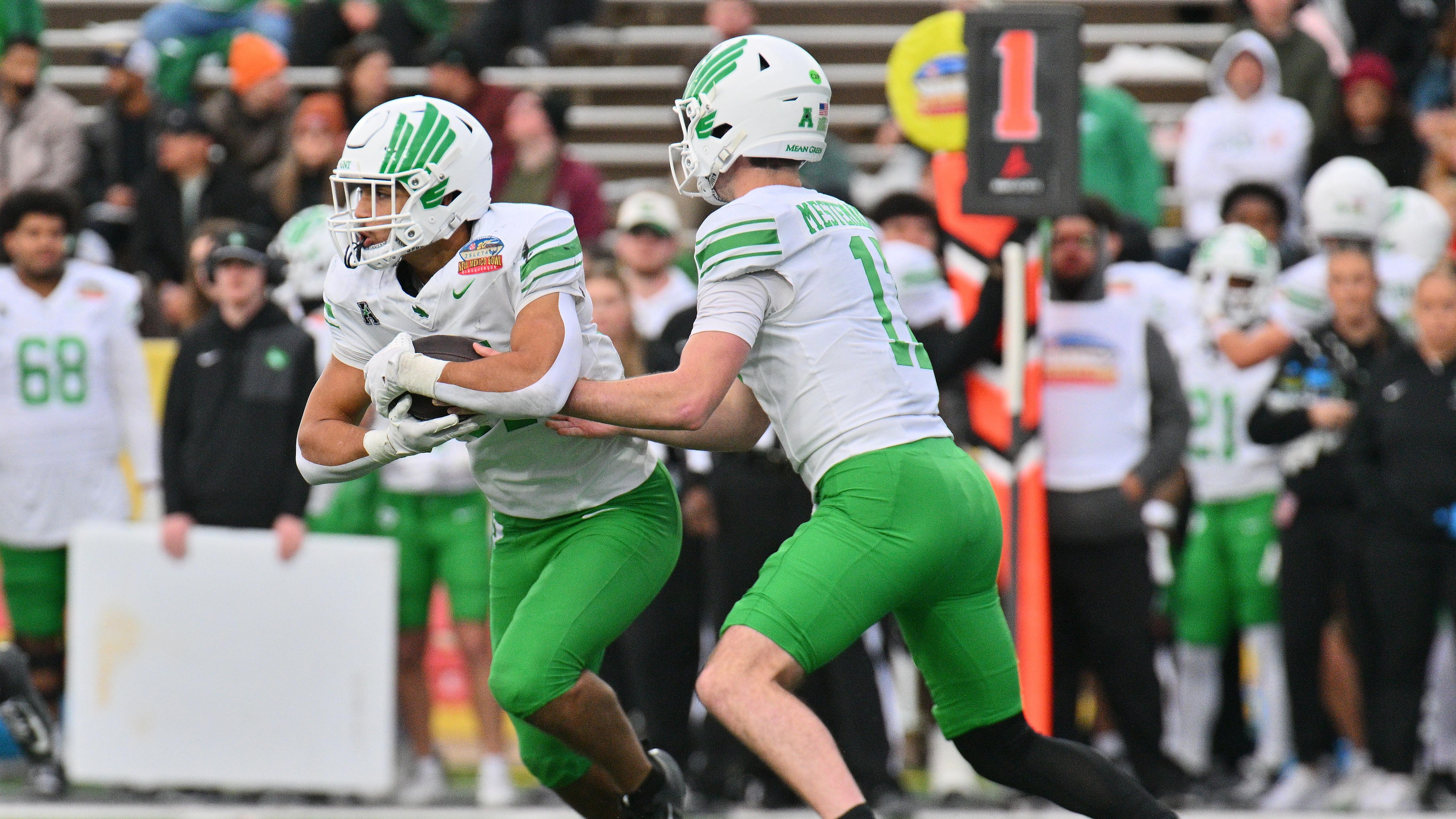 2025 Isleta New Mexico Bowl - North Texas v San Diego State