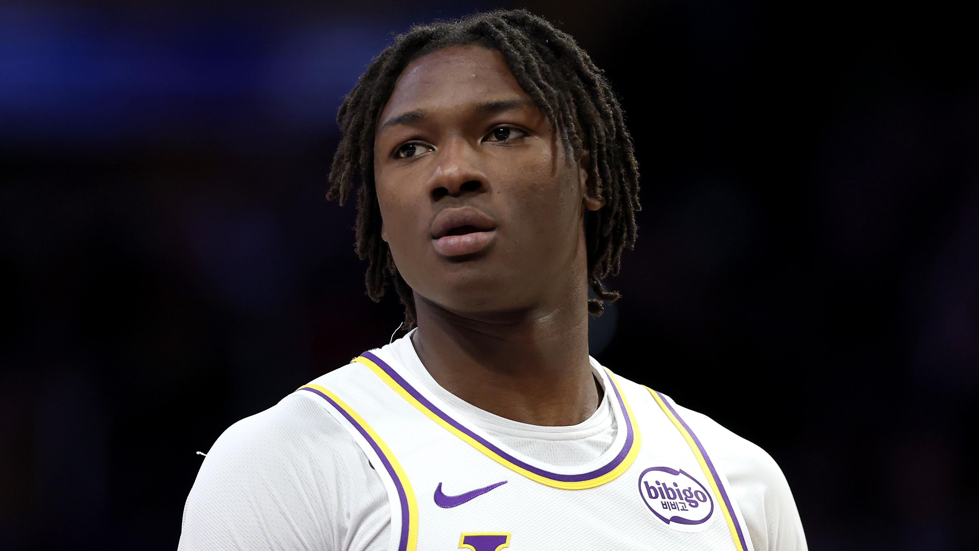 Sacramento Kings v Los Angeles Lakers