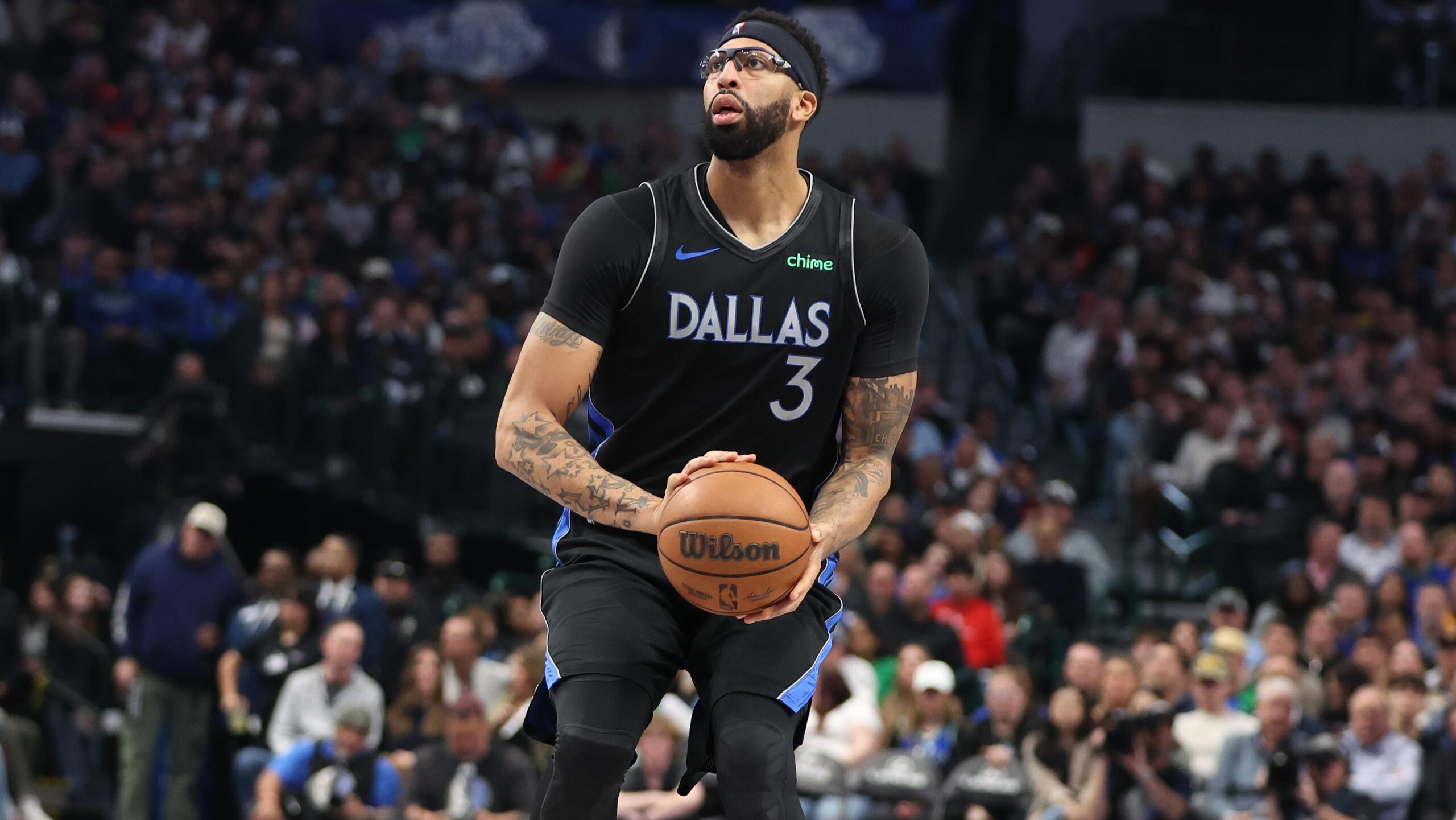 Houston Rockets v Dallas Mavericks