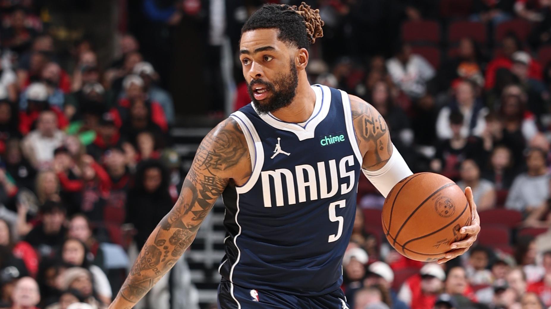 Dallas Mavericks v Chicago Bulls