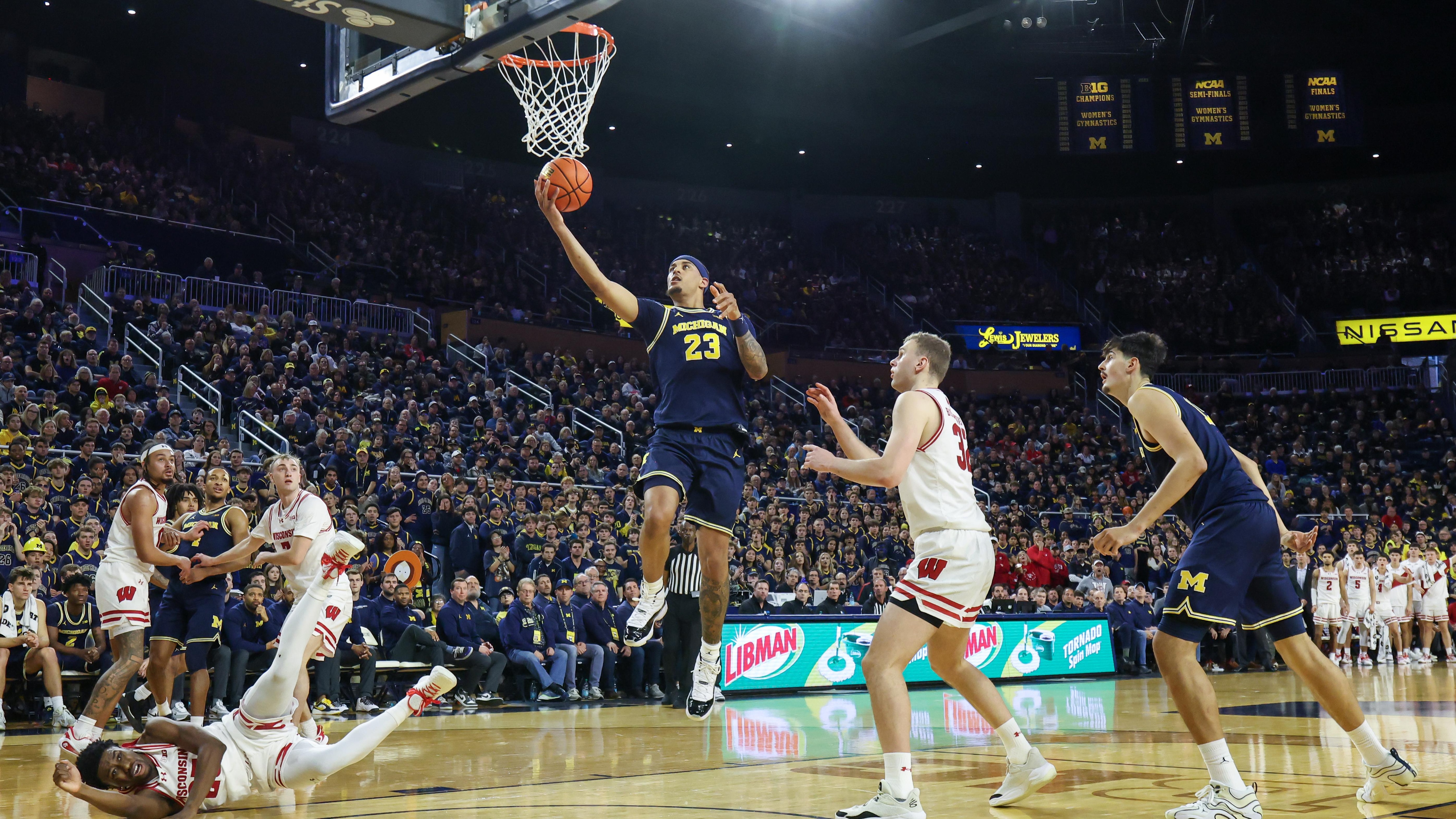 COLLEGE BASKETBALL: JAN 10 Wisconsin at Michigan