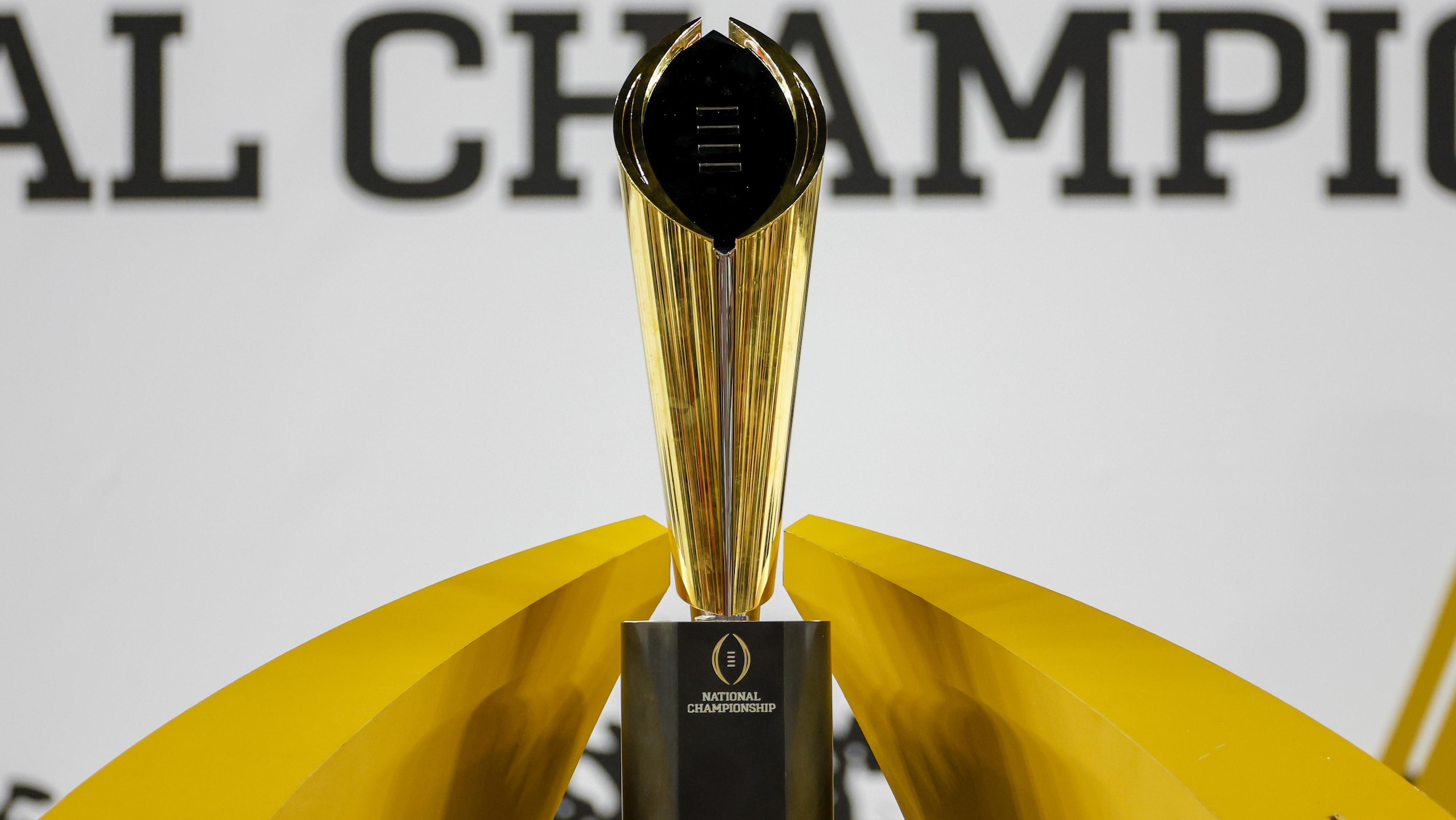 The Case for 24-Team CFP Plan 🏆