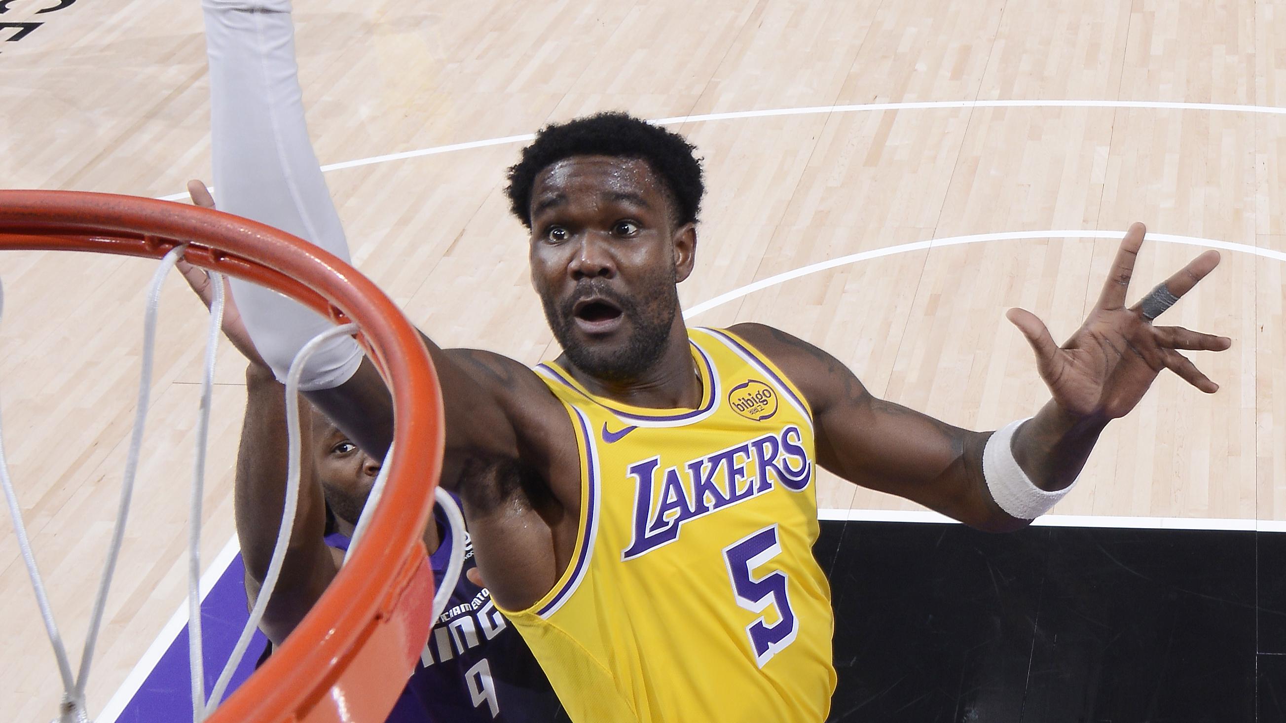 Houston Rockets v Sacramento Kings