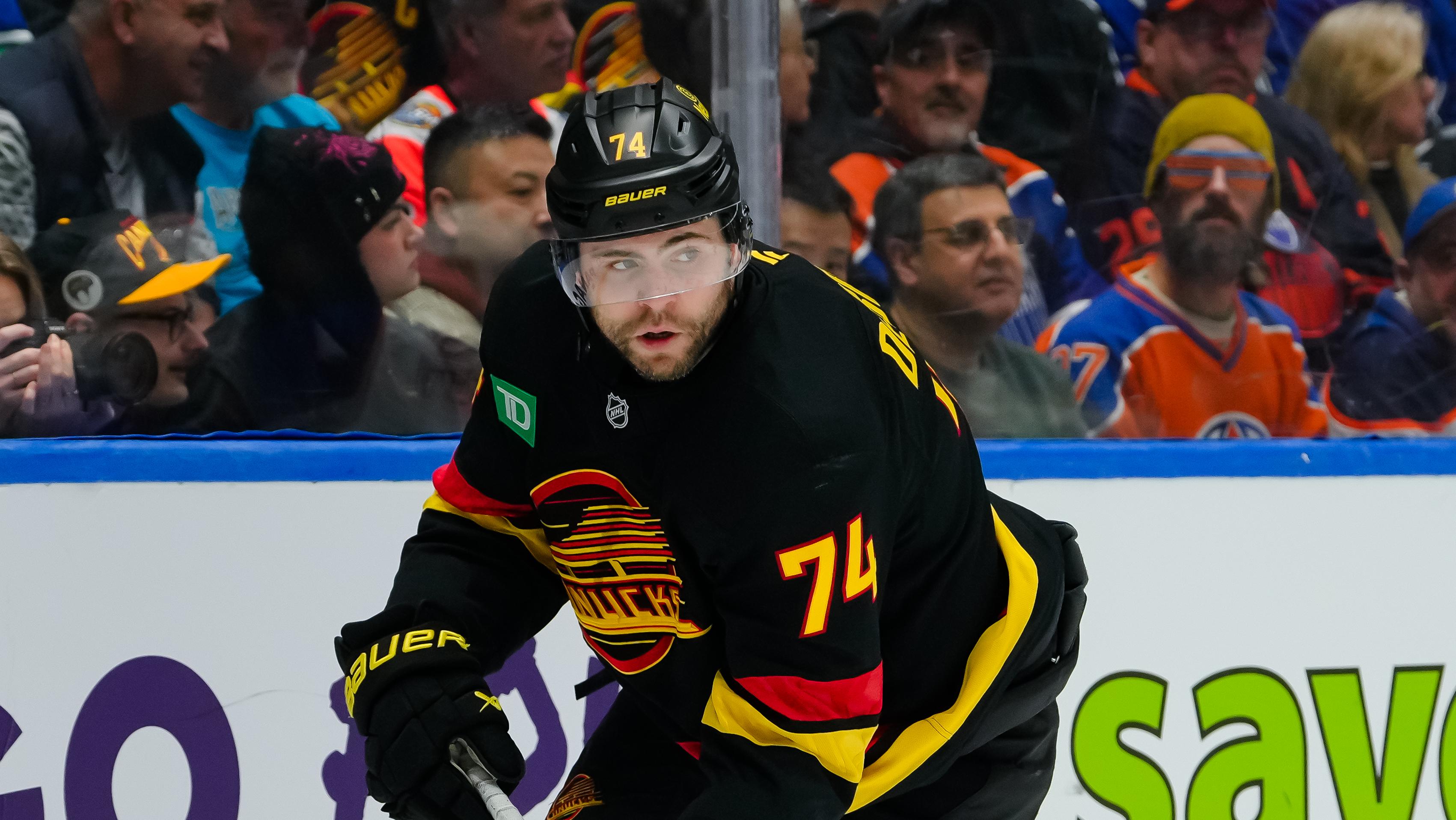 Edmonton Oilers v Vancouver Canucks