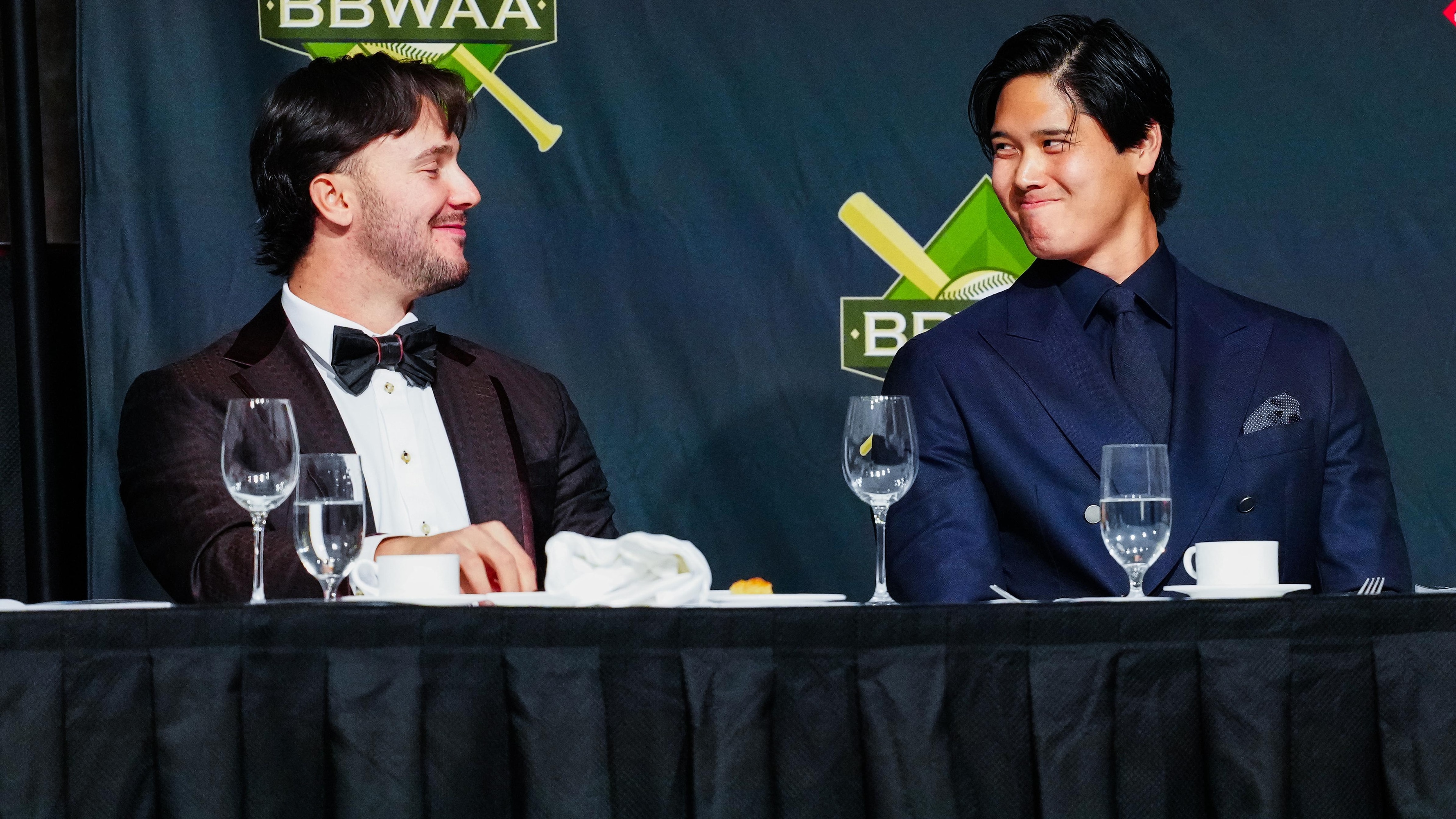 bleacherreport.com - Mike Chiari - Mike Trout Chooses Shohei Ohtani or Paul Skenes Rare Cards Worth Millions in Trending Video