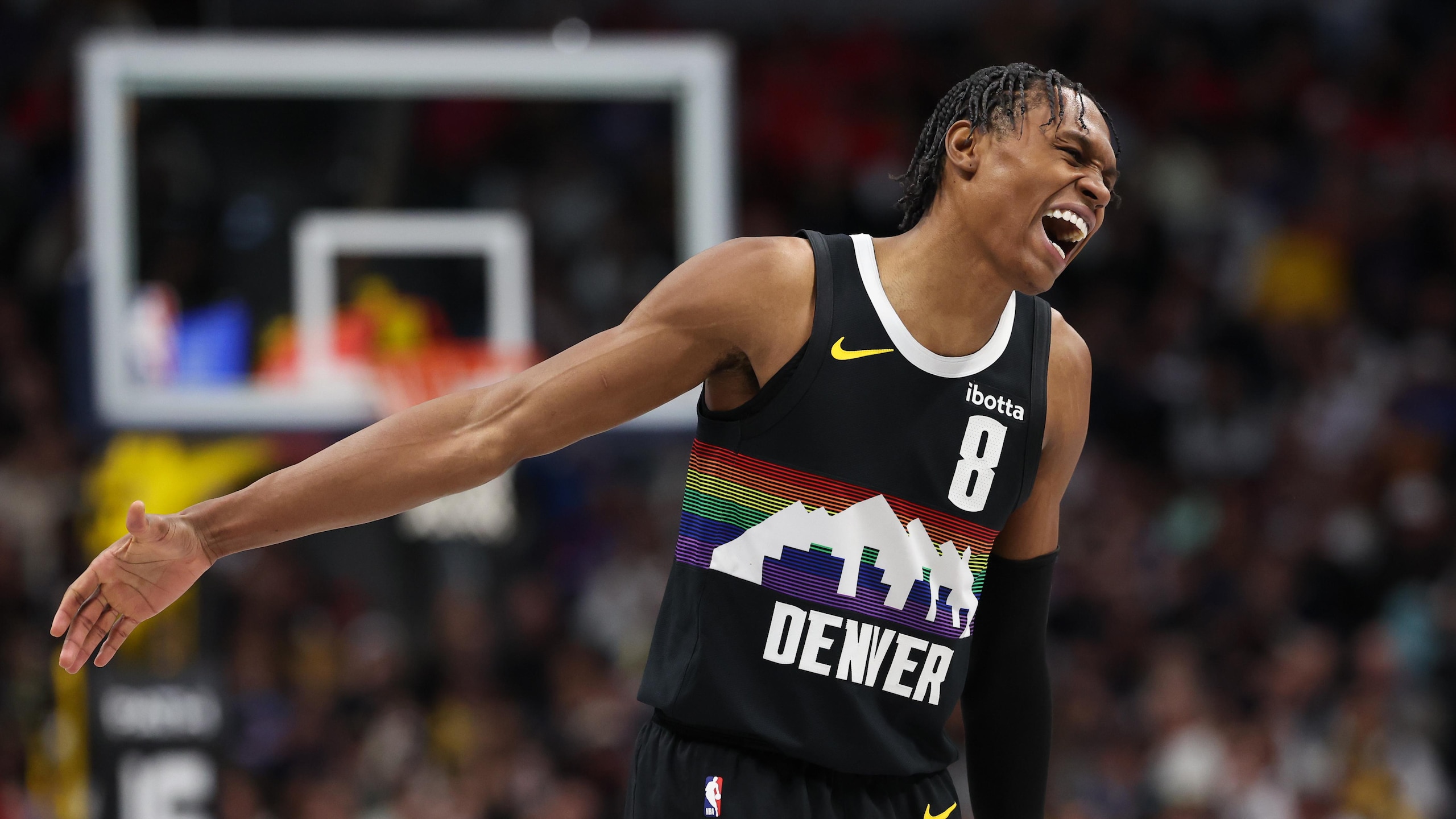 Los Angeles Clippers v Denver Nuggets