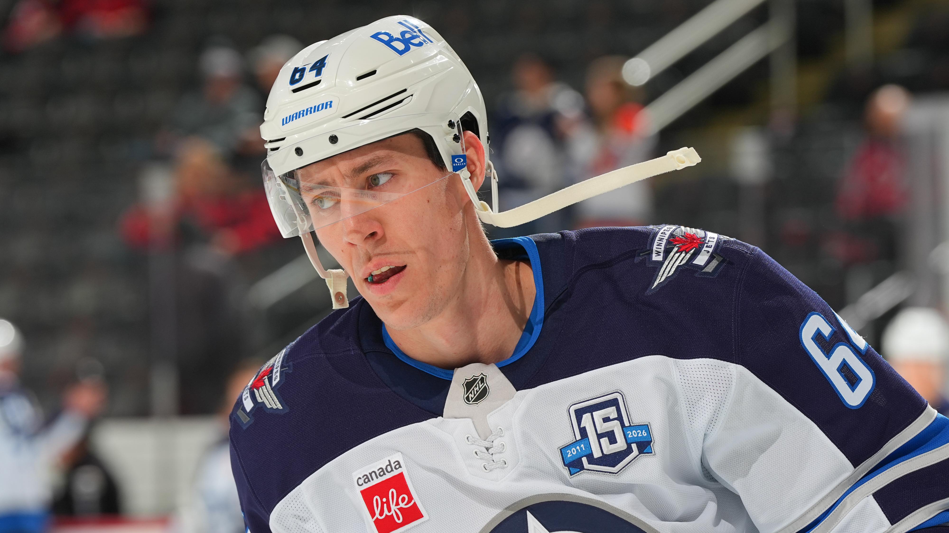 Winnipeg Jets v New Jersey Devils