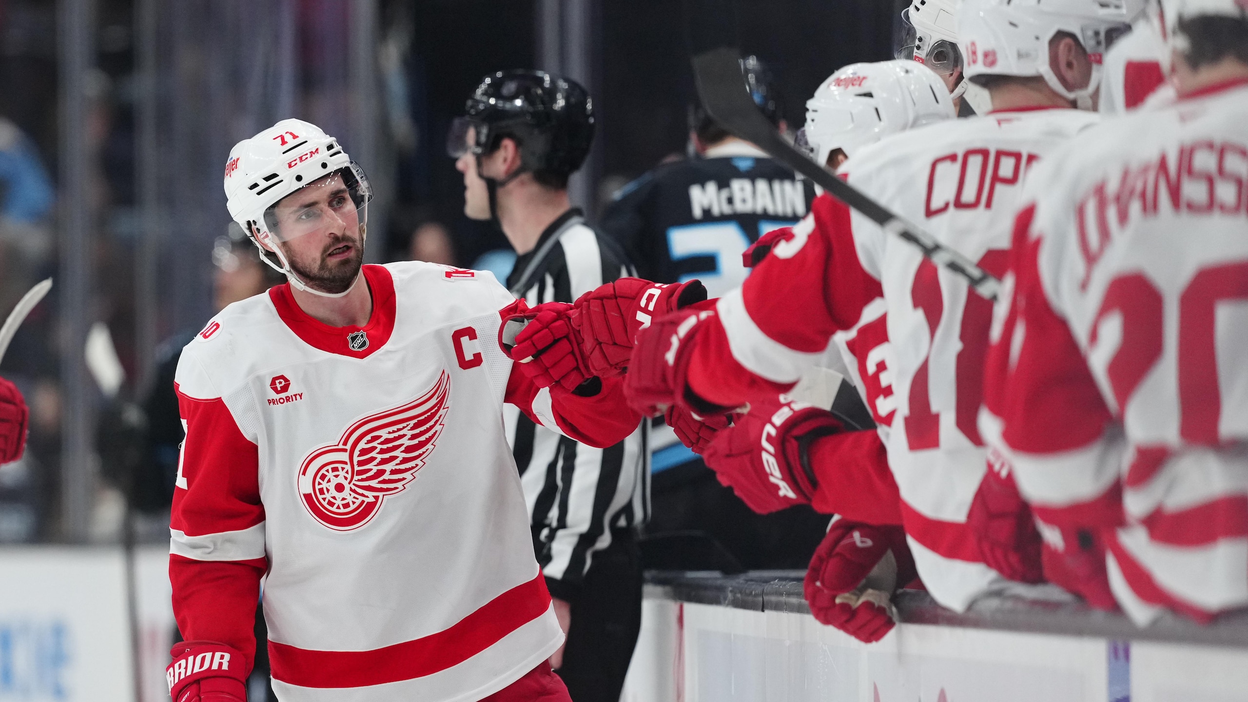 Detroit Red Wings v Utah Mammoth