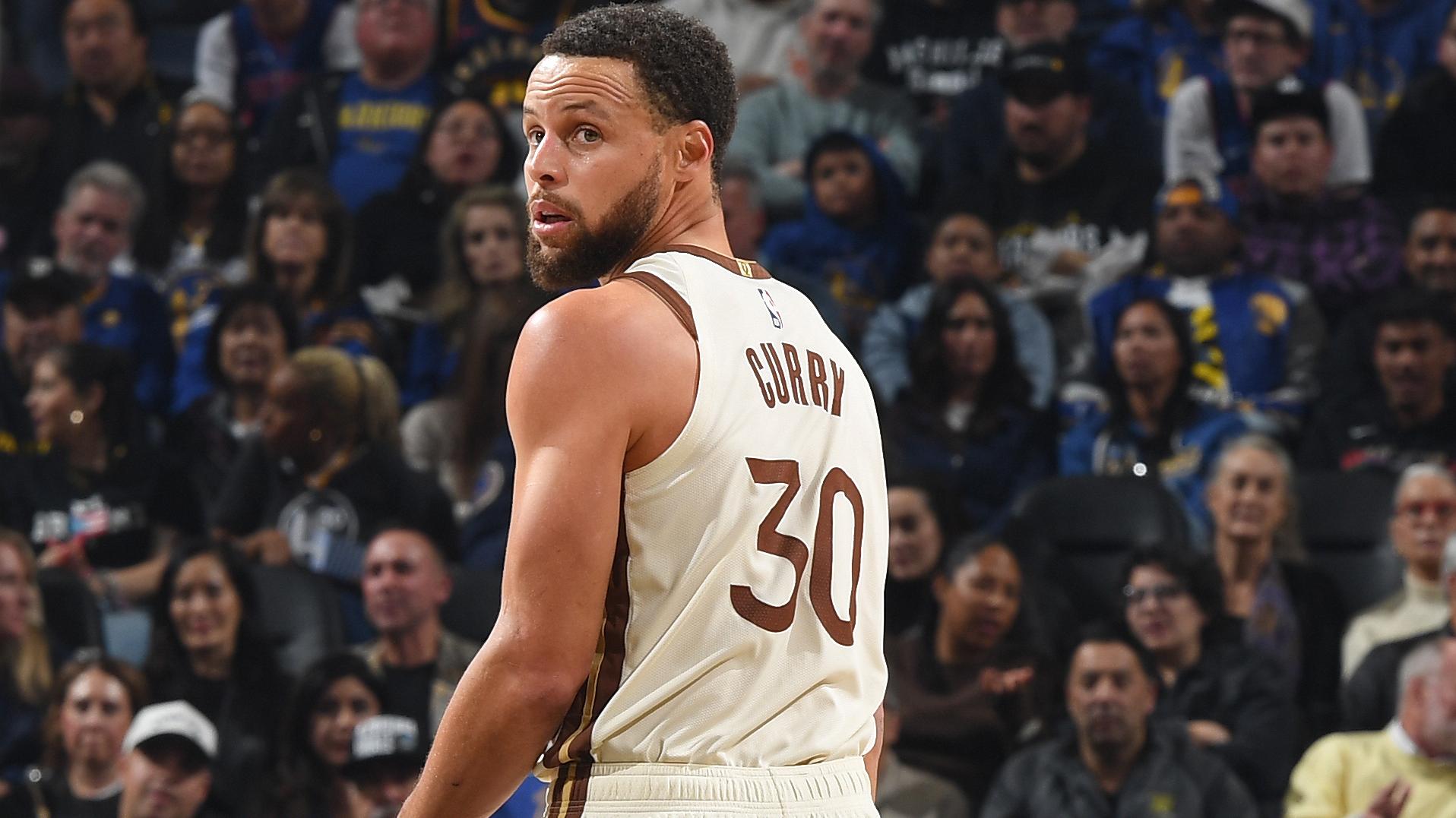 Detroit Pistons v Golden State Warriors