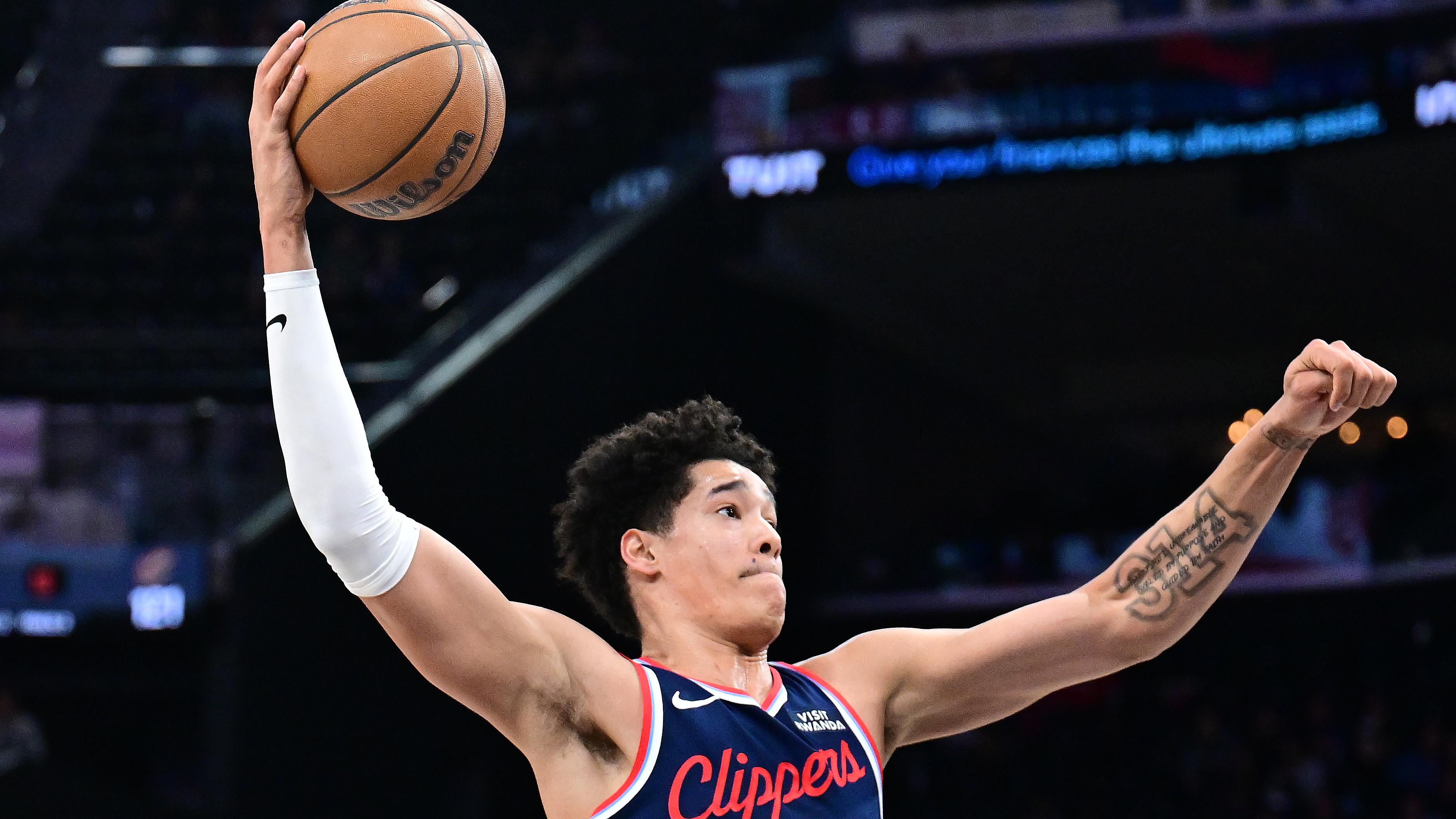 Cleveland Cavaliers v Los Angeles Clippers