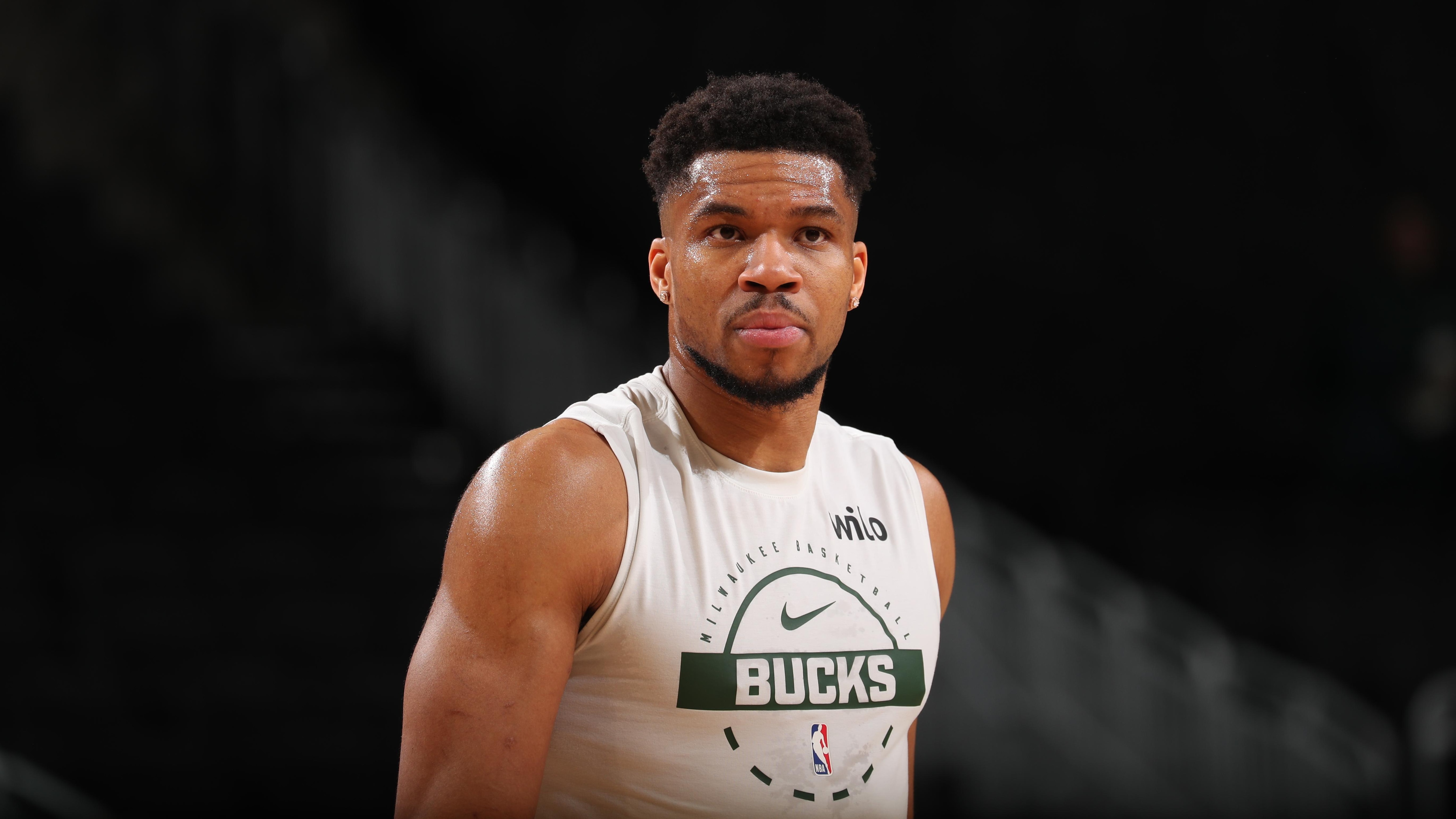 Indiana Pacers v Milwaukee Bucks
