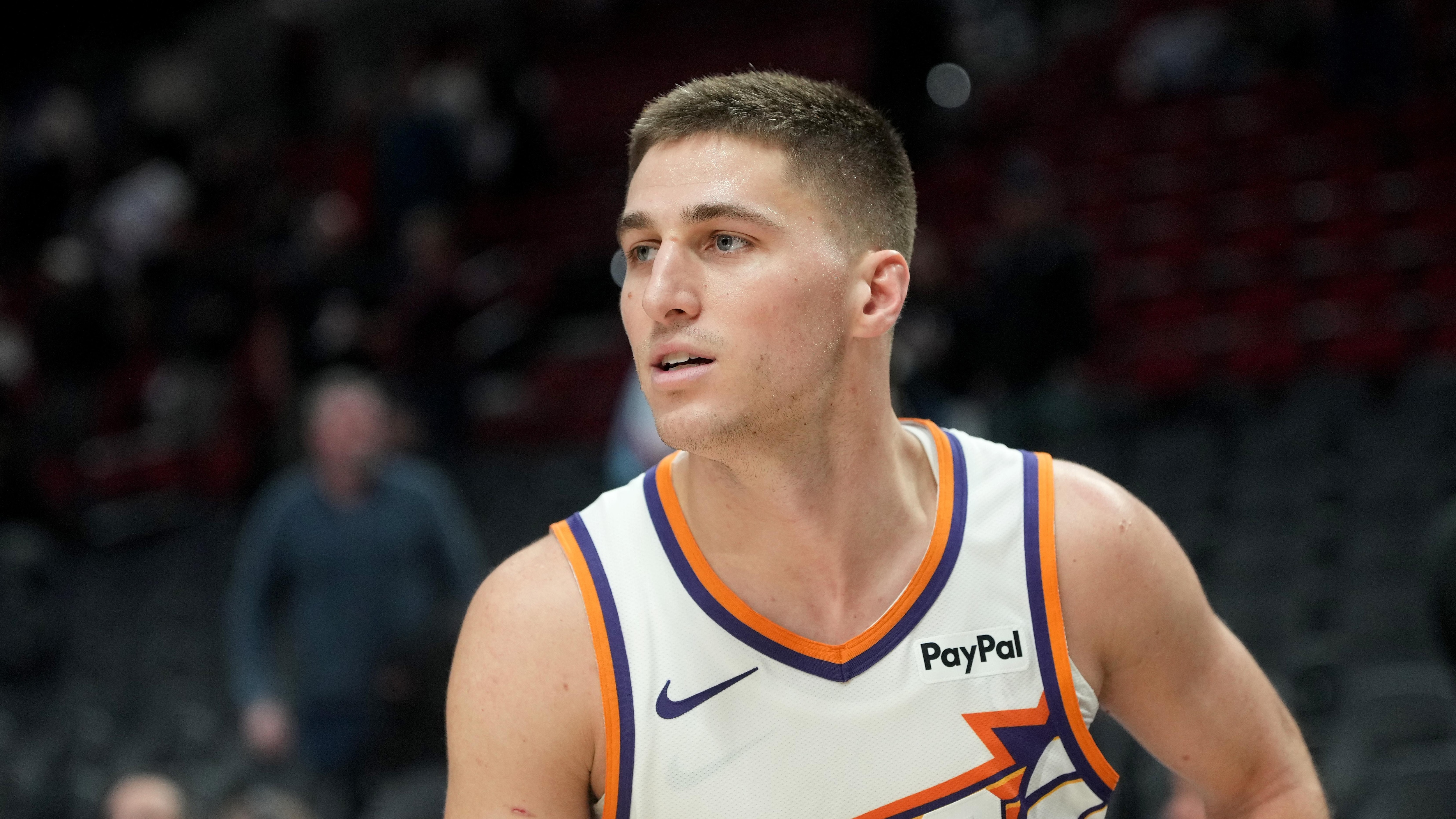 Phoenix Suns v Portland Trail Blazers