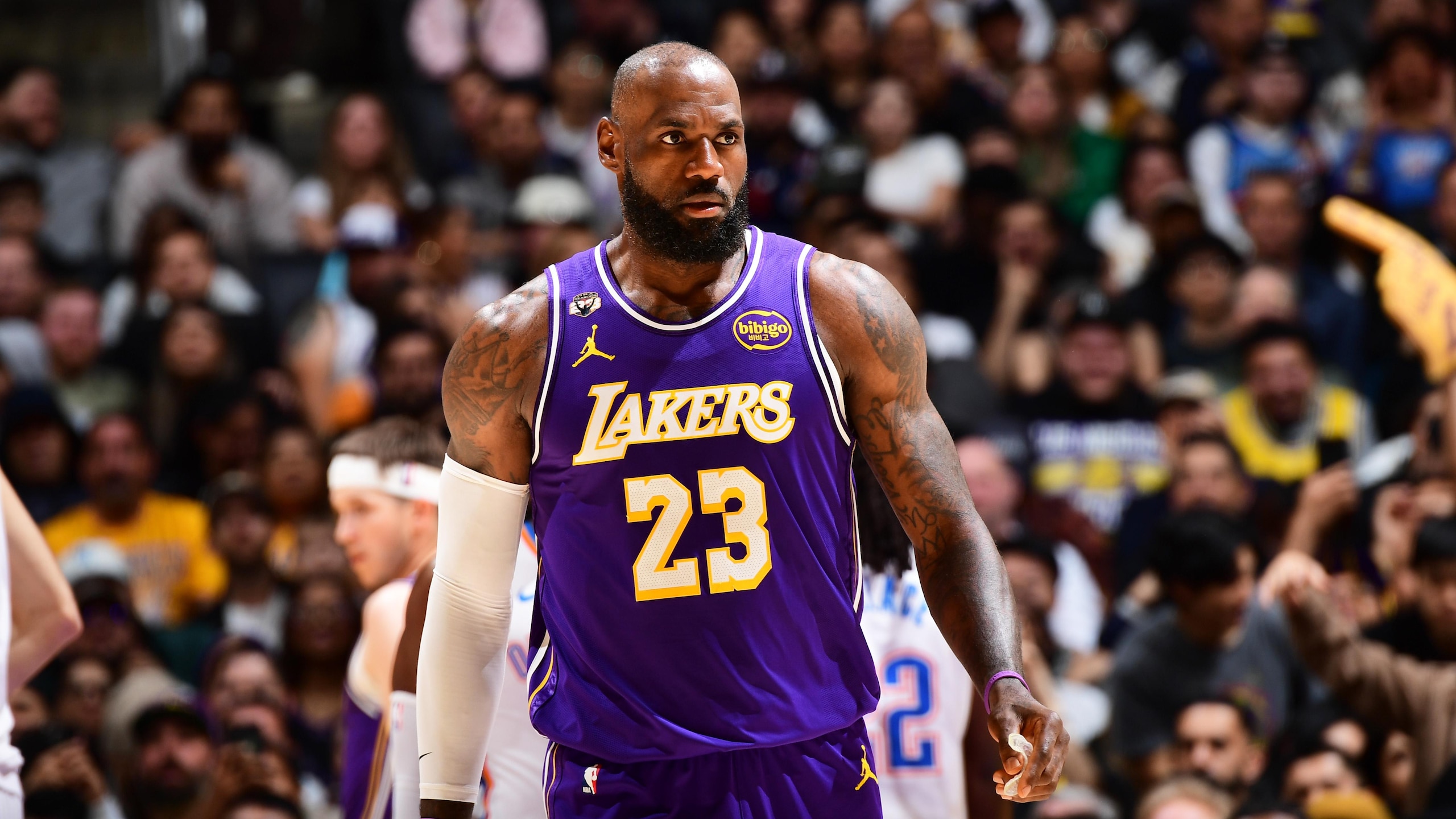 Oklahoma City Thunder v Los Angeles Lakers