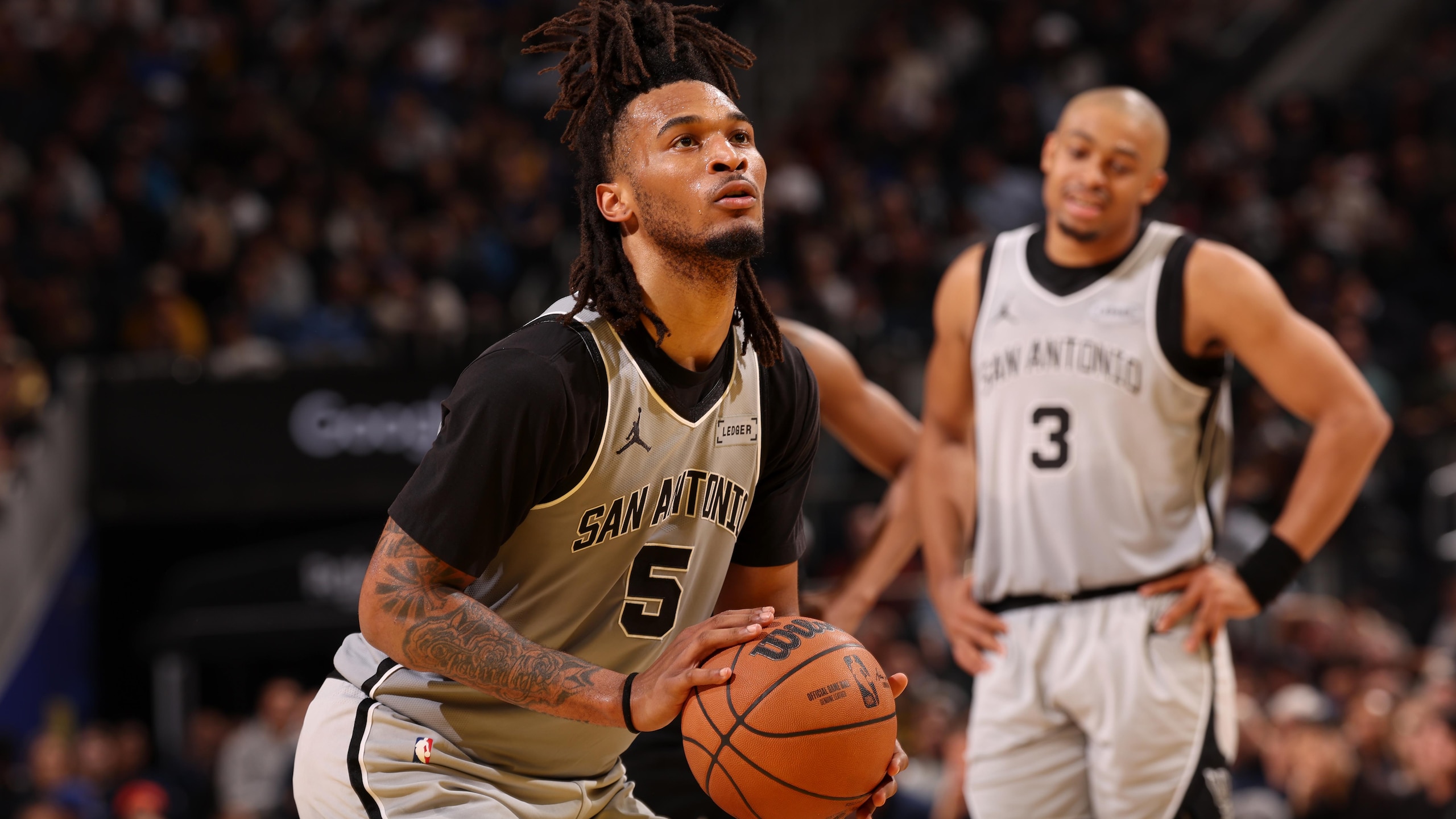 San Antonio Spurs v Golden State Warriors