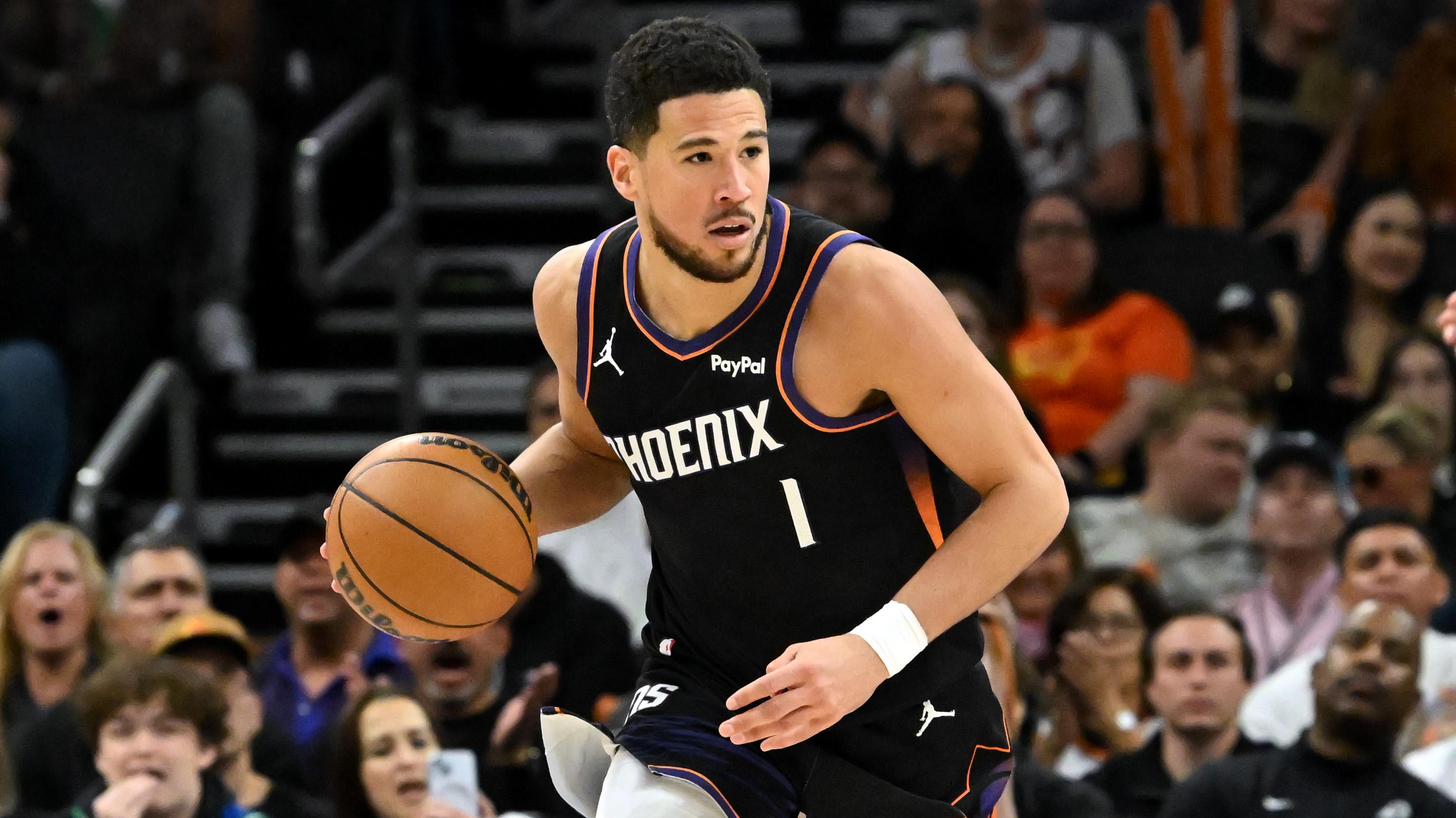 Dallas Mavericks v Phoenix Suns