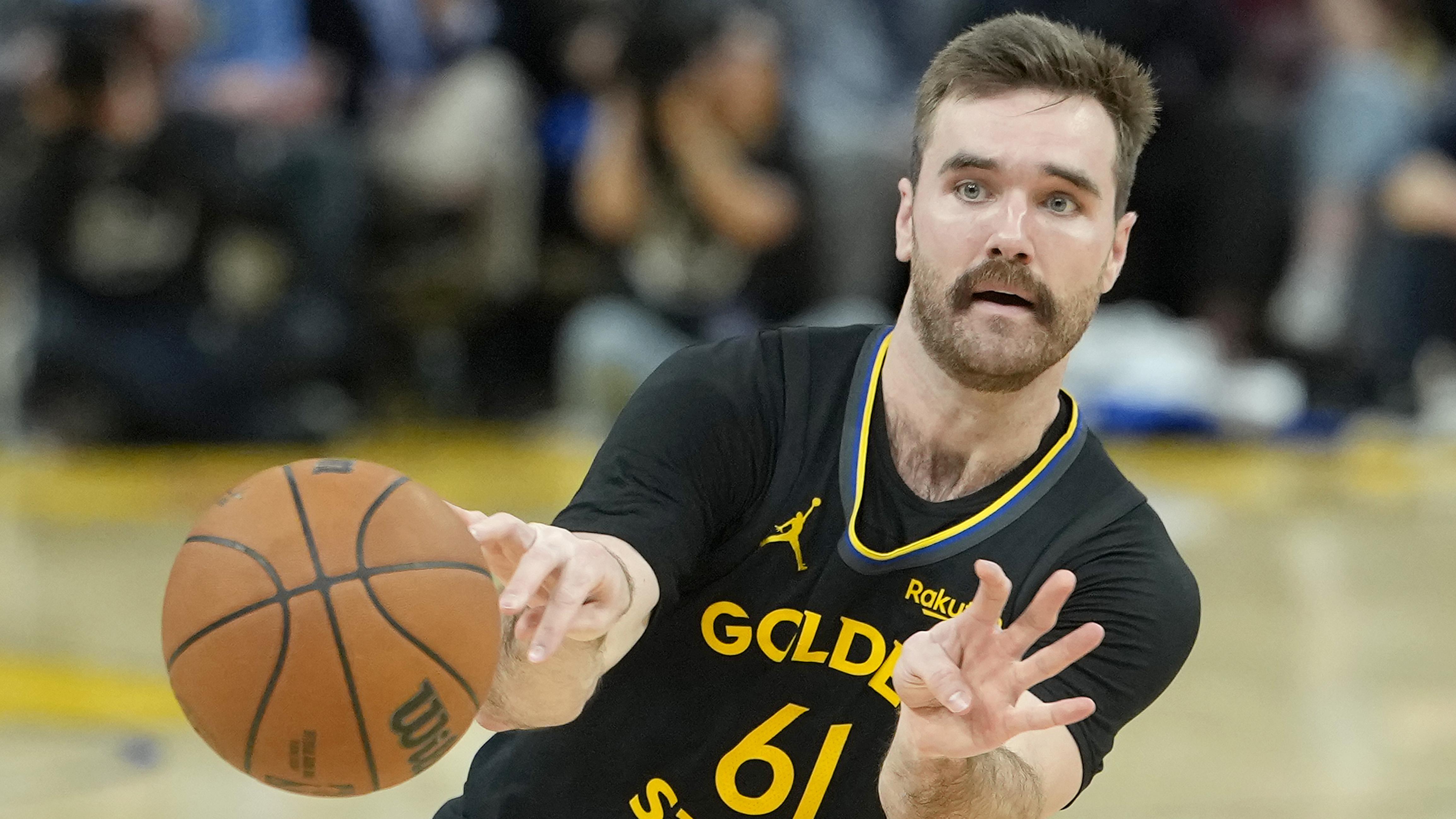 San Antonio Spurs v Golden State Warriors