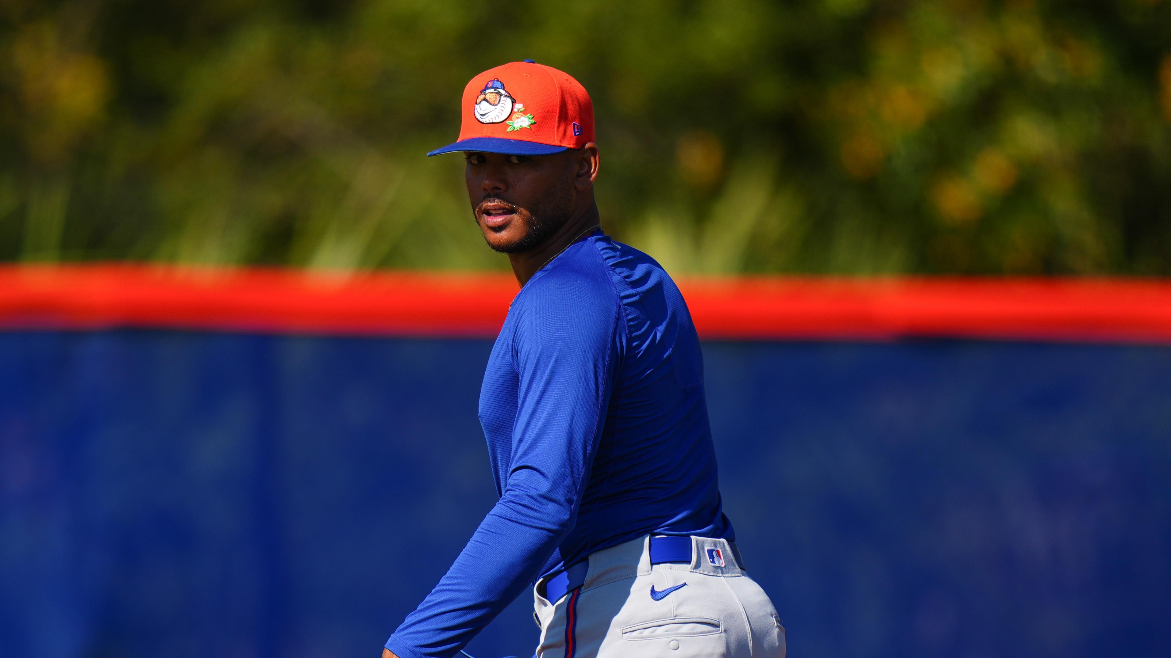 New York Mets Pitchers And Catchers Workout