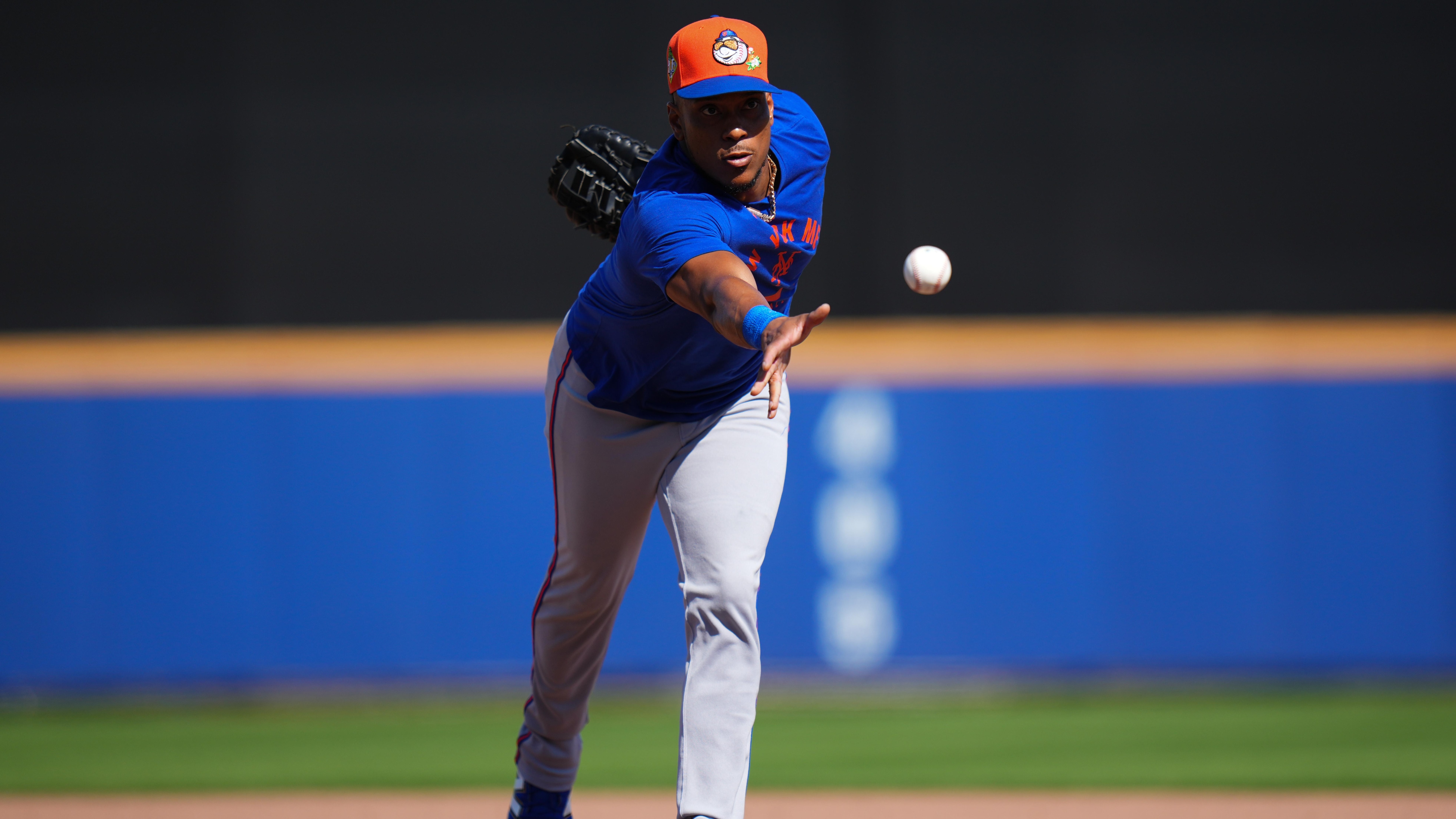 New York Mets Pitchers And Catchers Workout