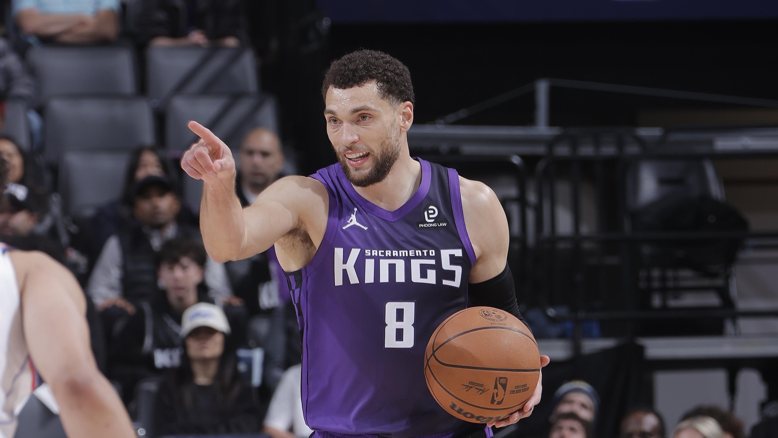 LA Clippers v Sacramento Kings