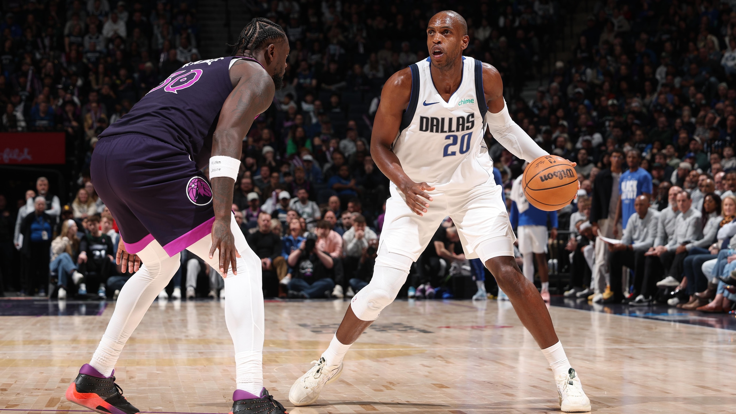 Dallas Mavericks v Minnesota TImberwolves Dallas Mavericks v Minnesota TImberwolves