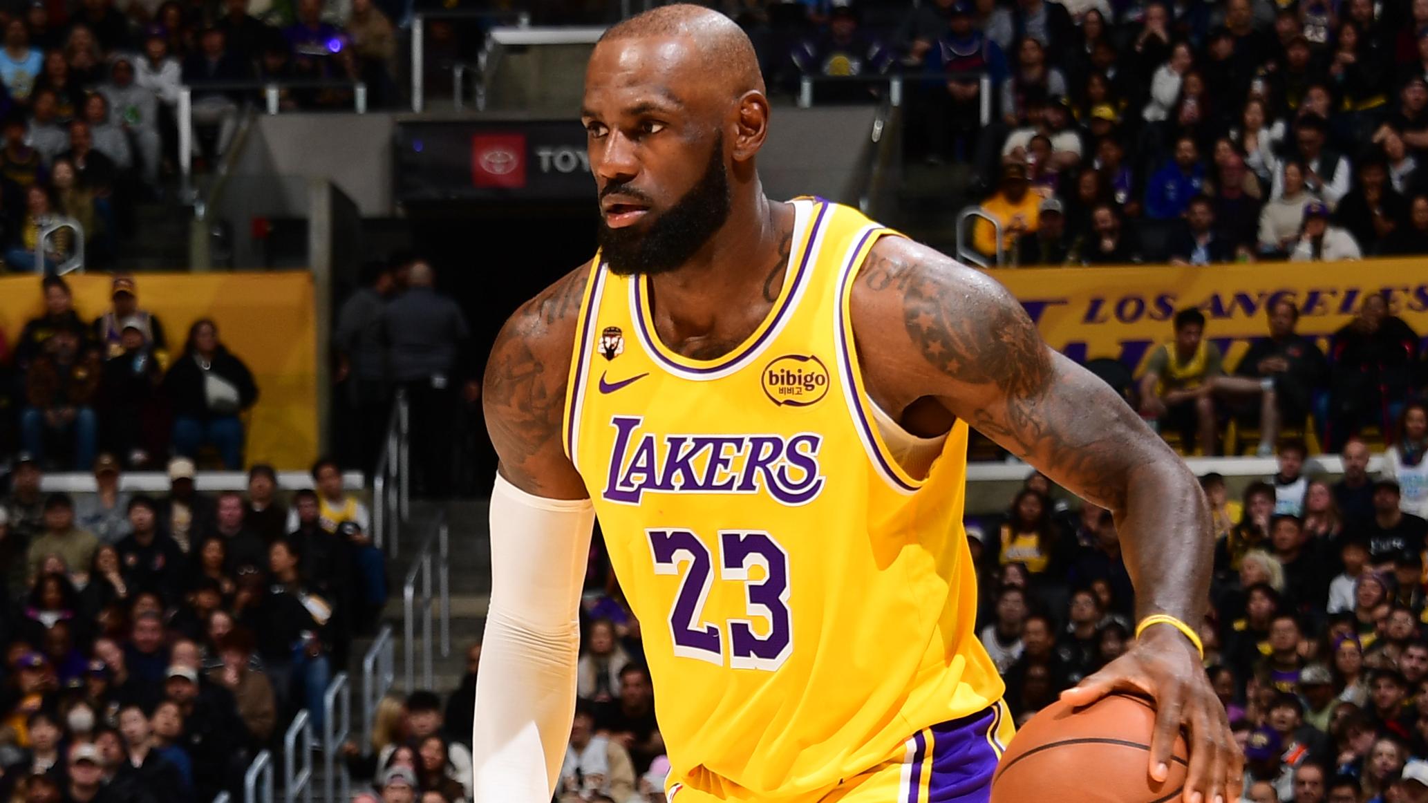 Los Angeles Clippers v Los Angeles Lakers