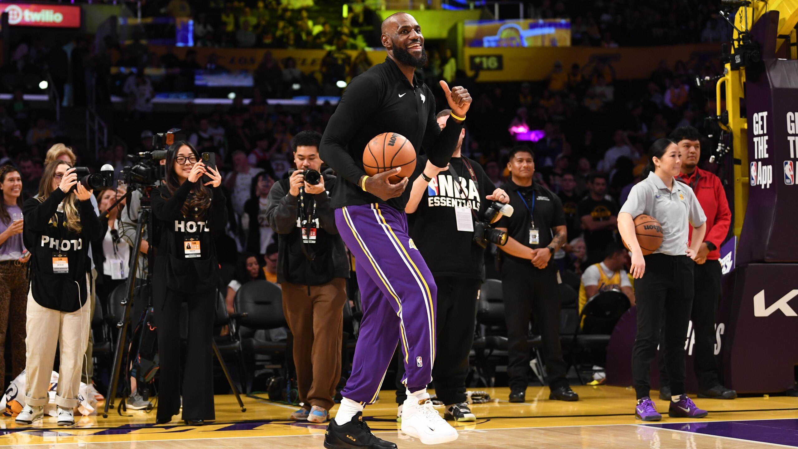 Boston Celtics v Los Angeles Lakers