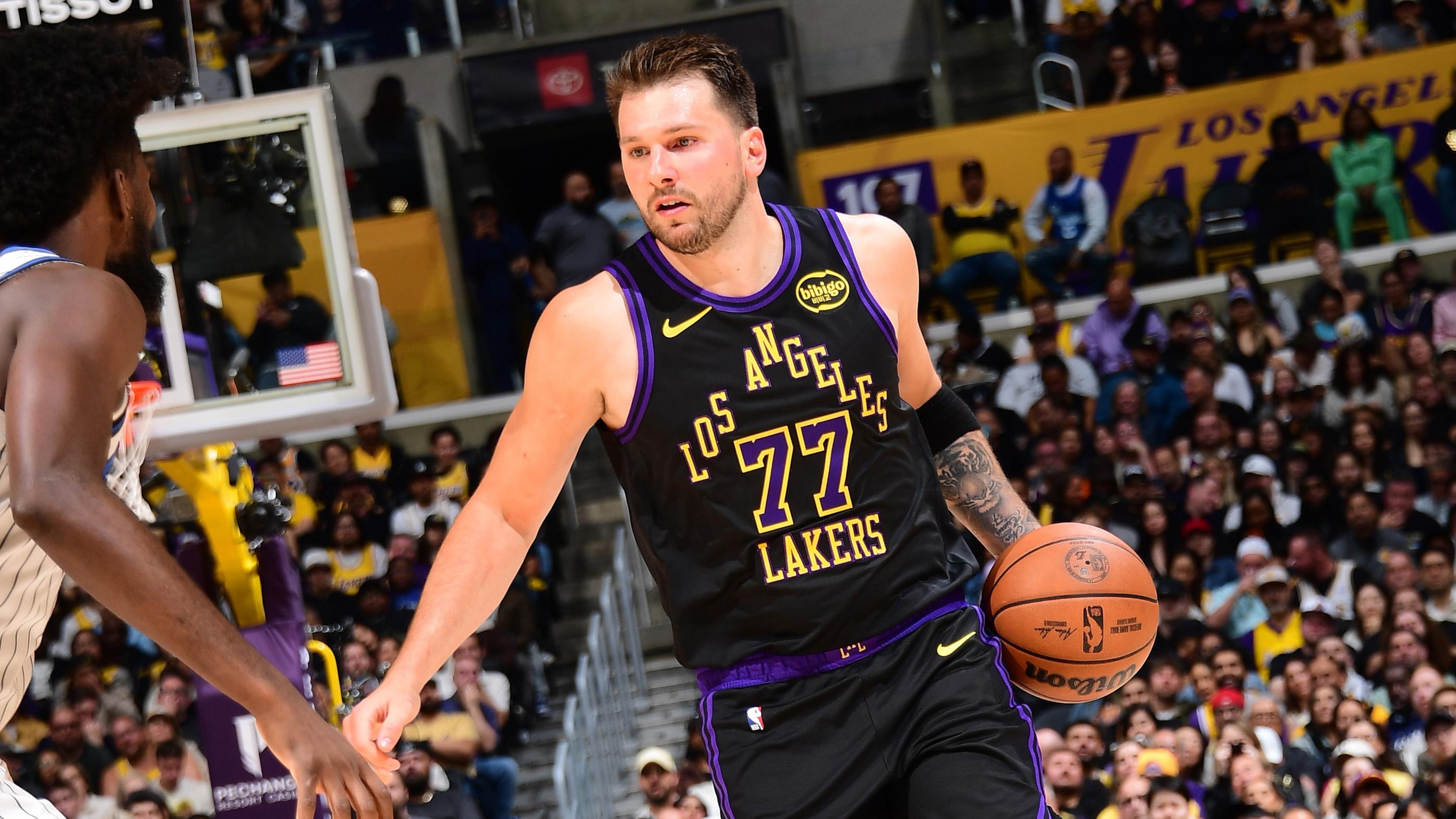 Luka Doncic's Struggles Ripped by NBA Fans After Botched Final Play in LeBron, Lakers' Loss to Magic
