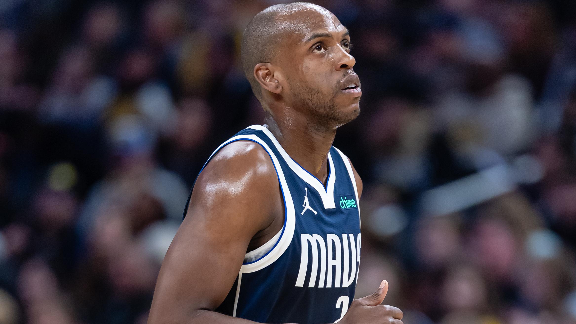 Dallas Mavericks v Indiana Pacers